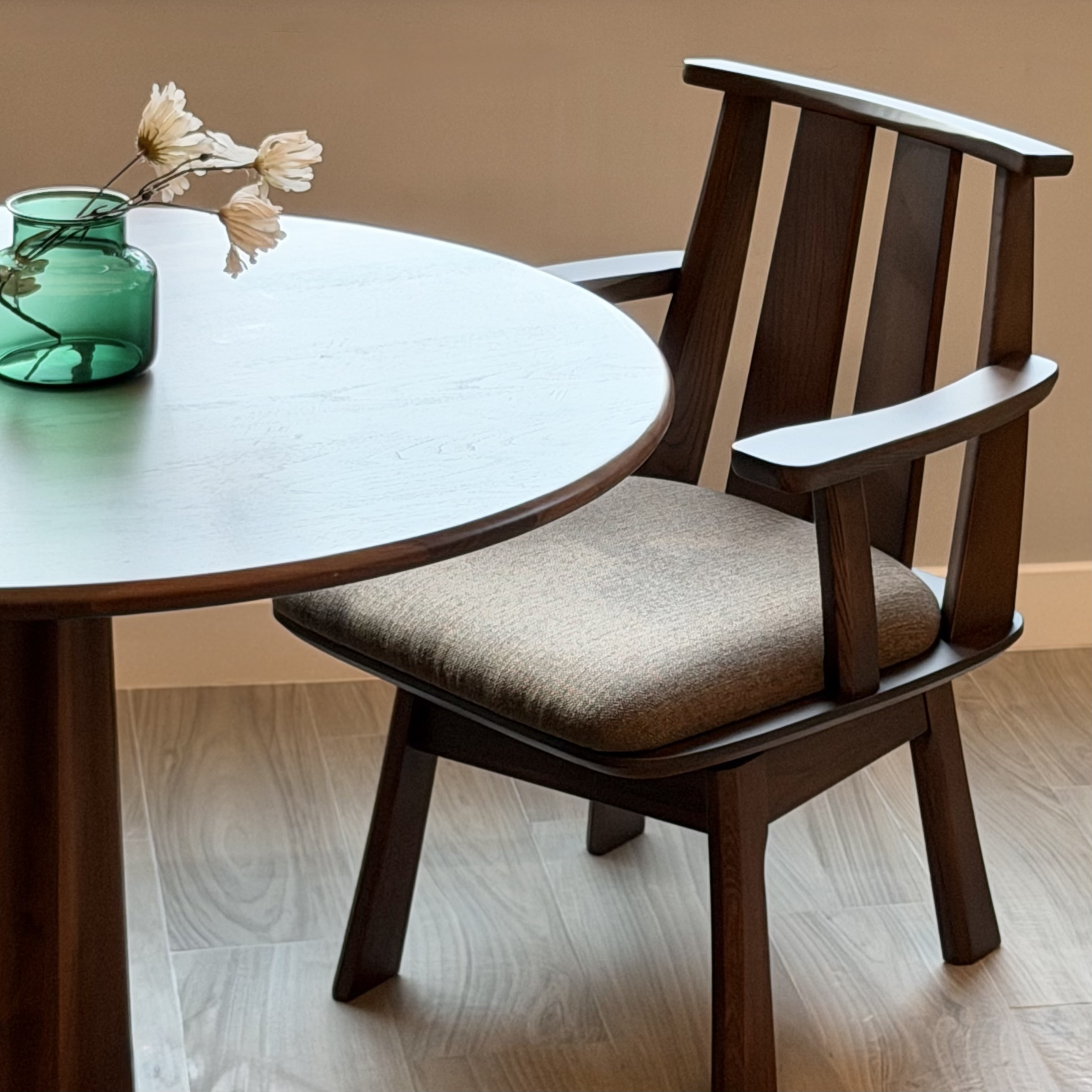 新品推介 COMFY Lounge Chair 