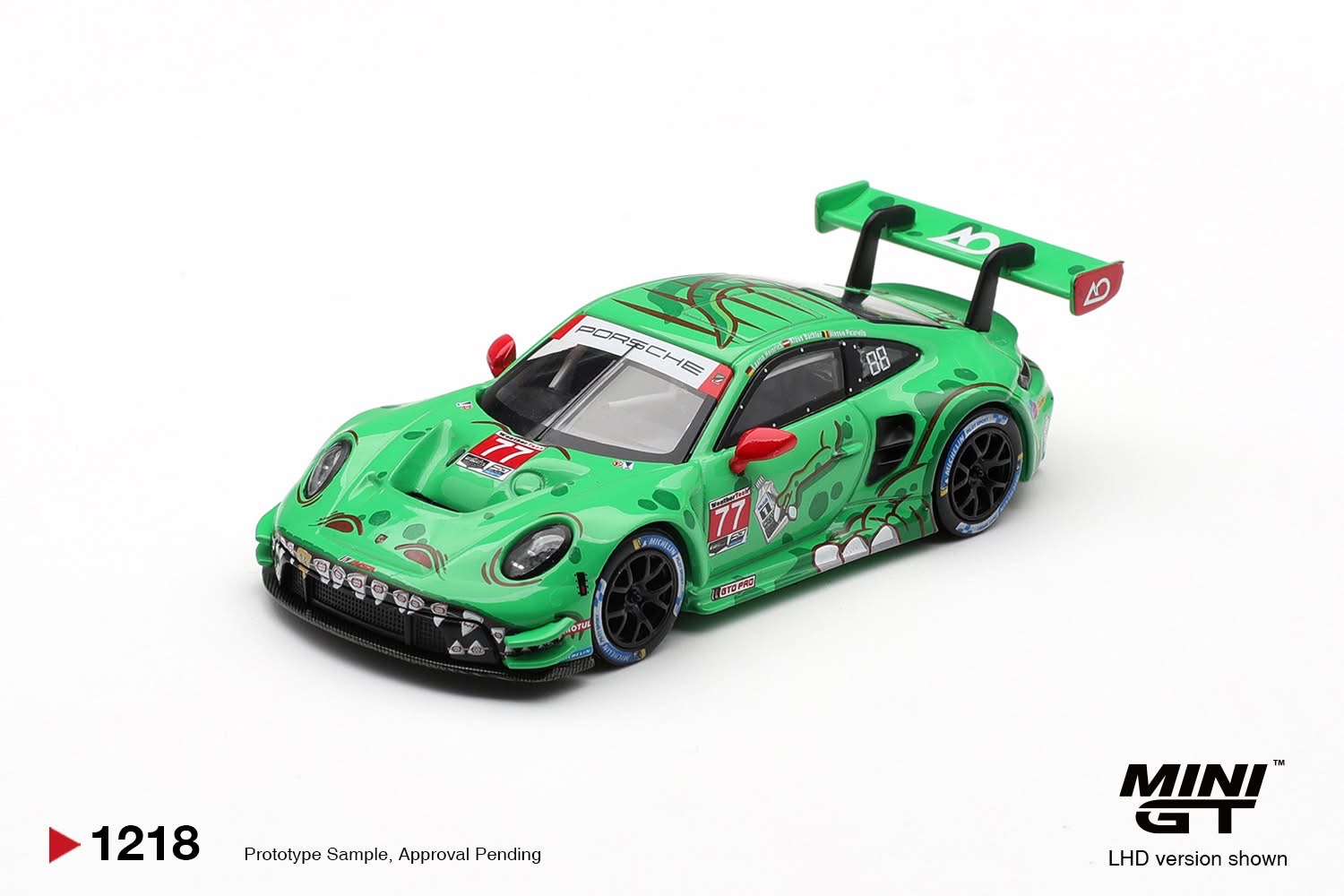 （預訂 Pre Order) Mini GT ( MGT01218-L ) Porsche 911 GT3 R (992) #77 AO Racing 2025 IMSA Sebring 12 Hrs Class Winner