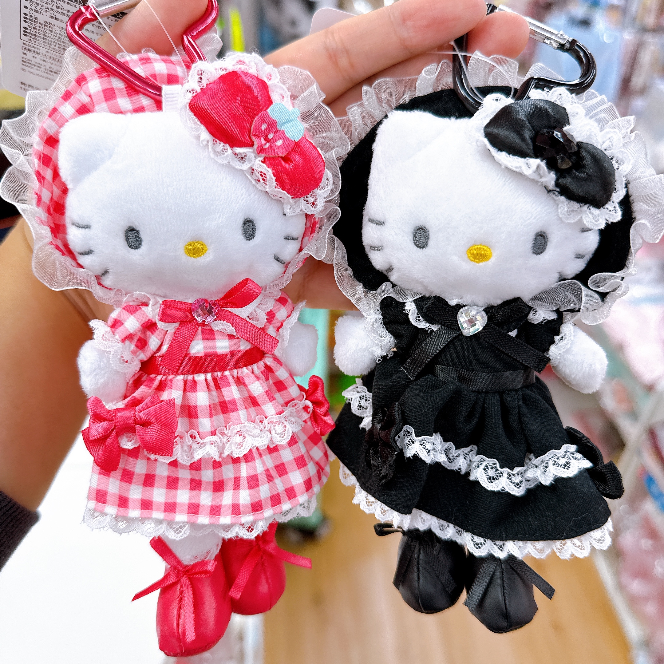 日本直送Hello Kitty Lolita 長腿系列公仔掛飾