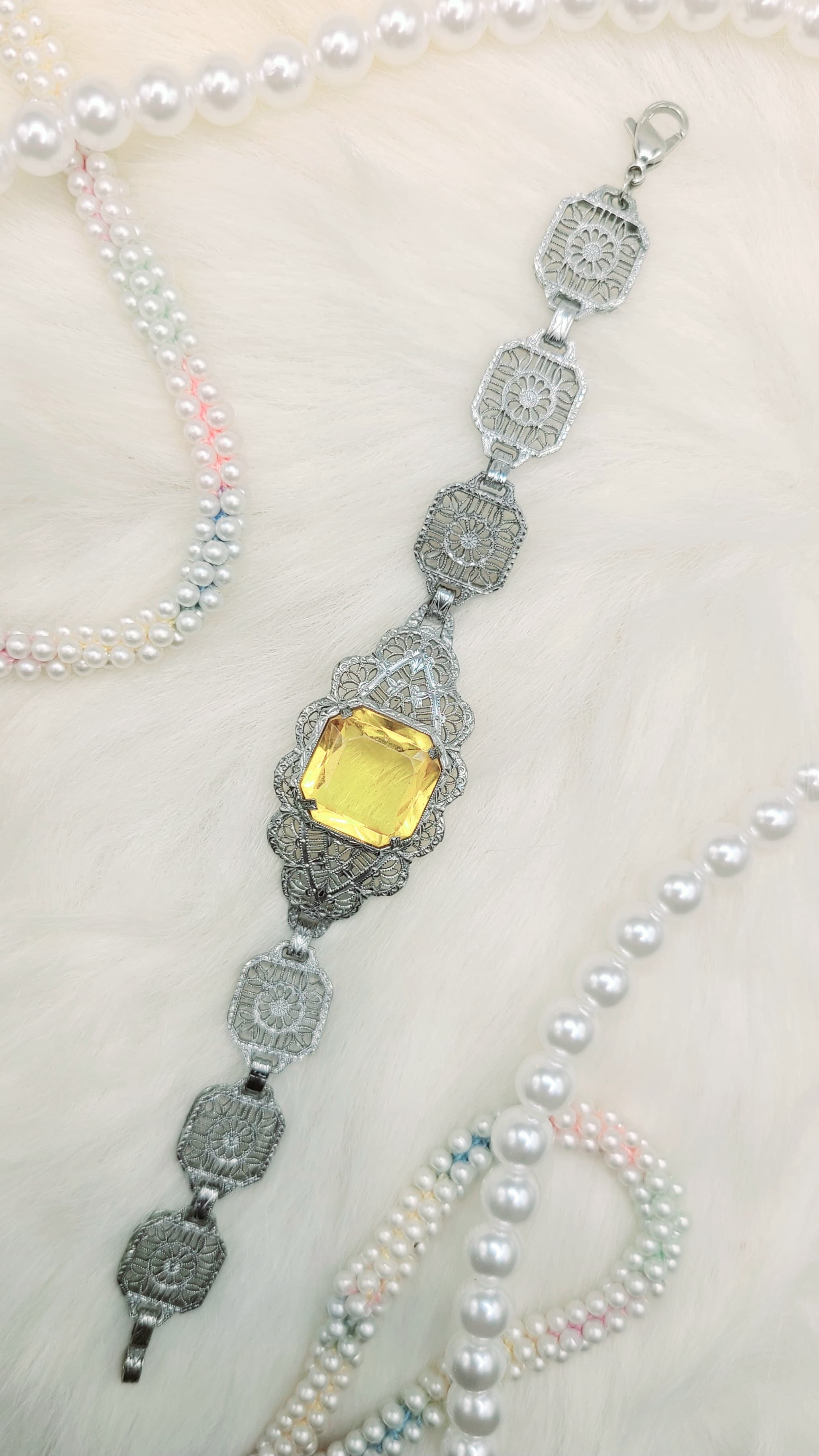 Art Deco 時期黃琉璃鍍銠手鍊