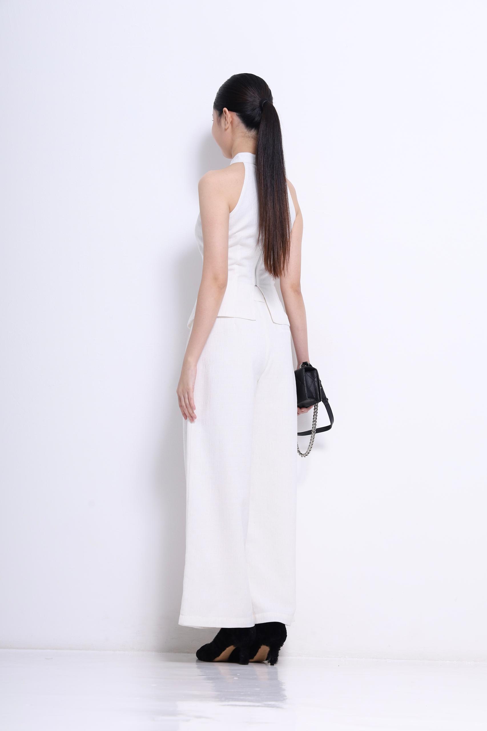 CB2713 LINEN BLEND CUT IN FIT TOP