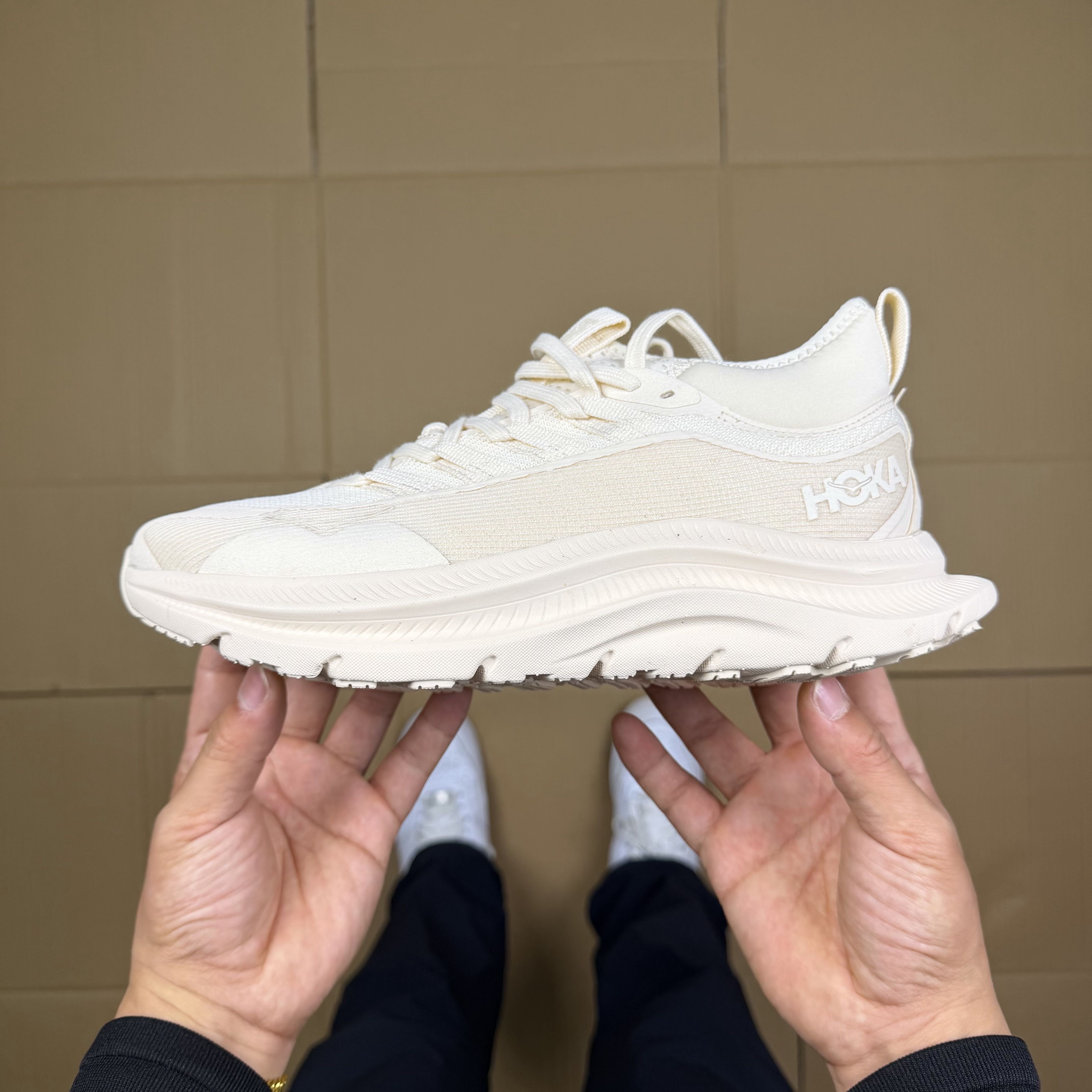 Hoka One One Kawana Mid