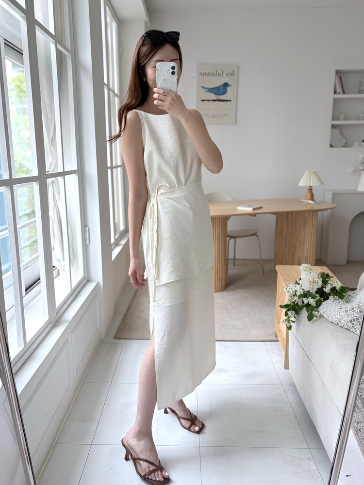 Boat Neck Layered Dress (Ivory)