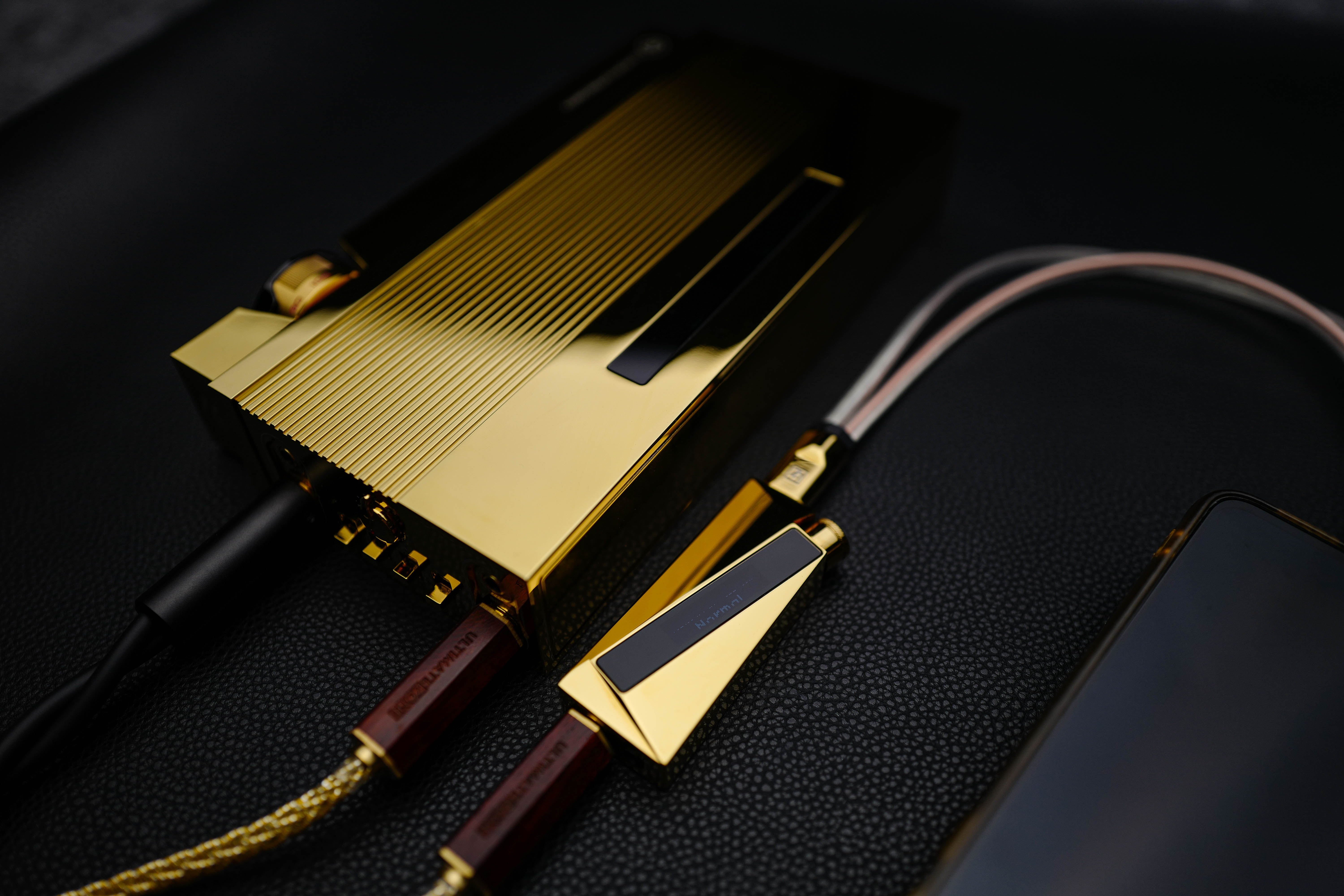 LUXURY & PRECISION萌音小金磚 ~ W4 ACG鏡面銅版 (限量499台) + WY1鏡面銅特挑版