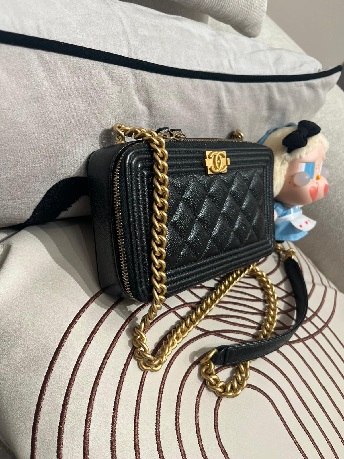 未使用品 Chanel clutch with chain 黑色荔枝牛皮金 BOY 100%Authentic,未使用品 ✅收據副本✅晶片✅dust bag✅盒