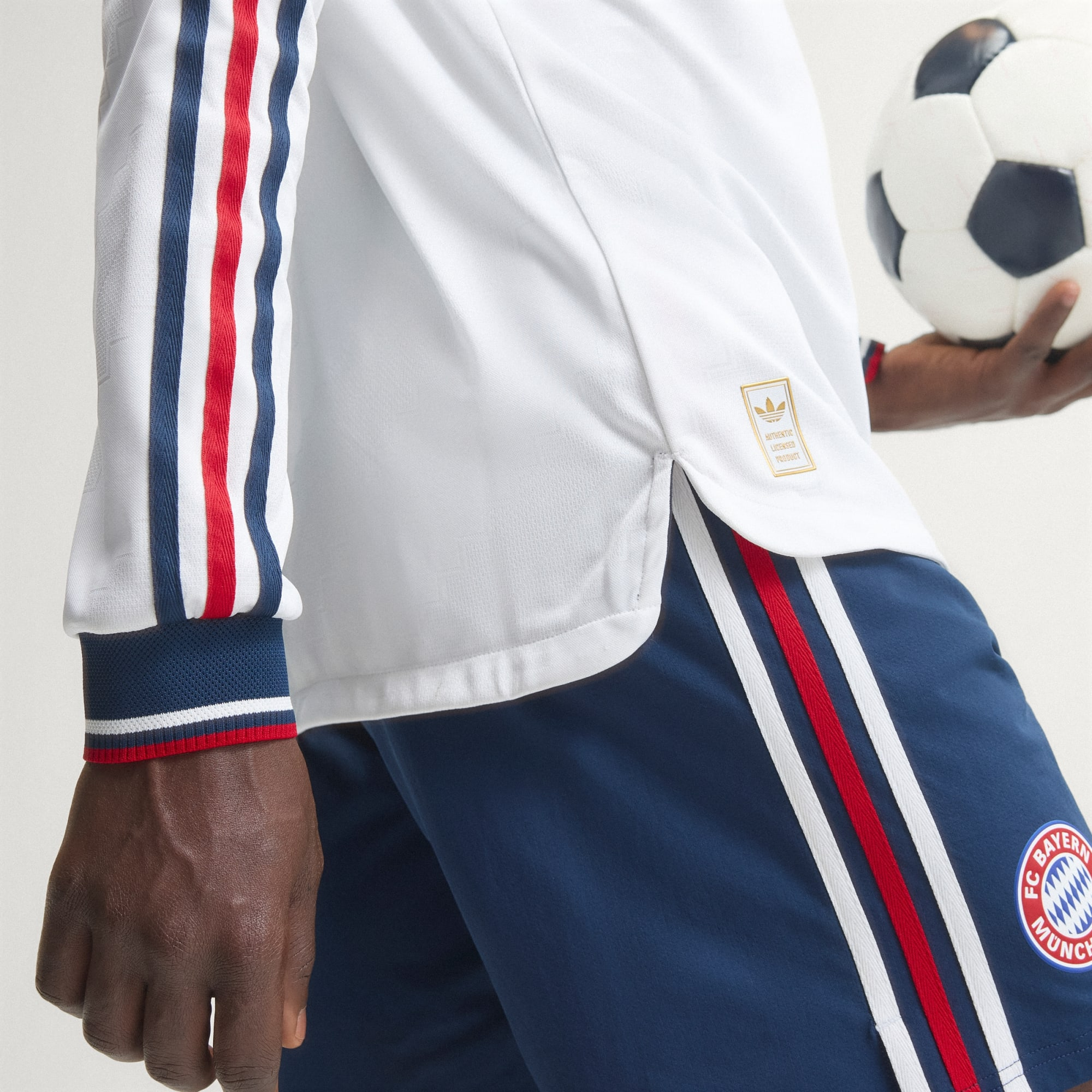 Adidas Bayern Munich 拜仁慕尼黑 2026-27 作客長袖球員版球衣 (可加印字) KE8583