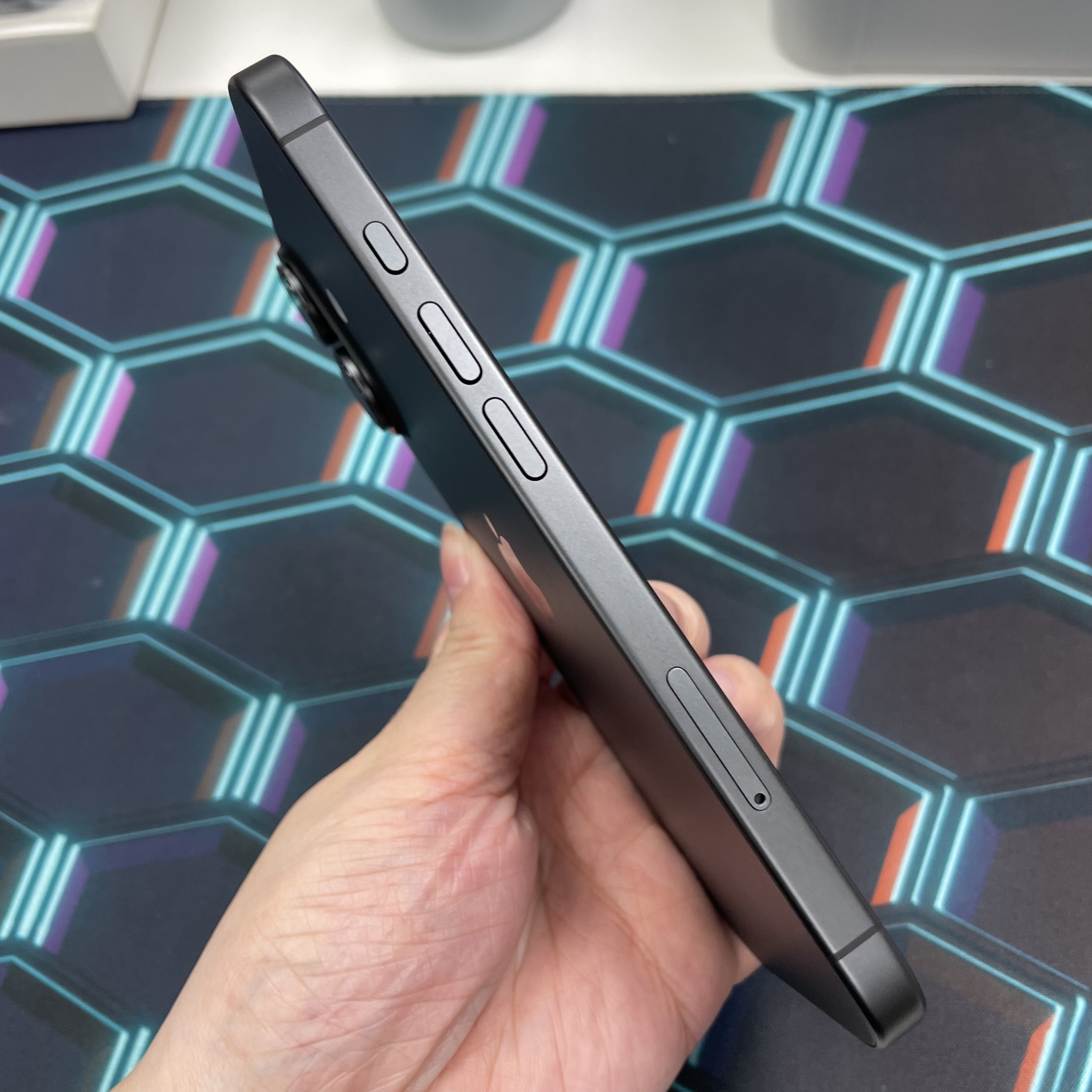 *6201 17 全新機 256GB 電100 黑色 black