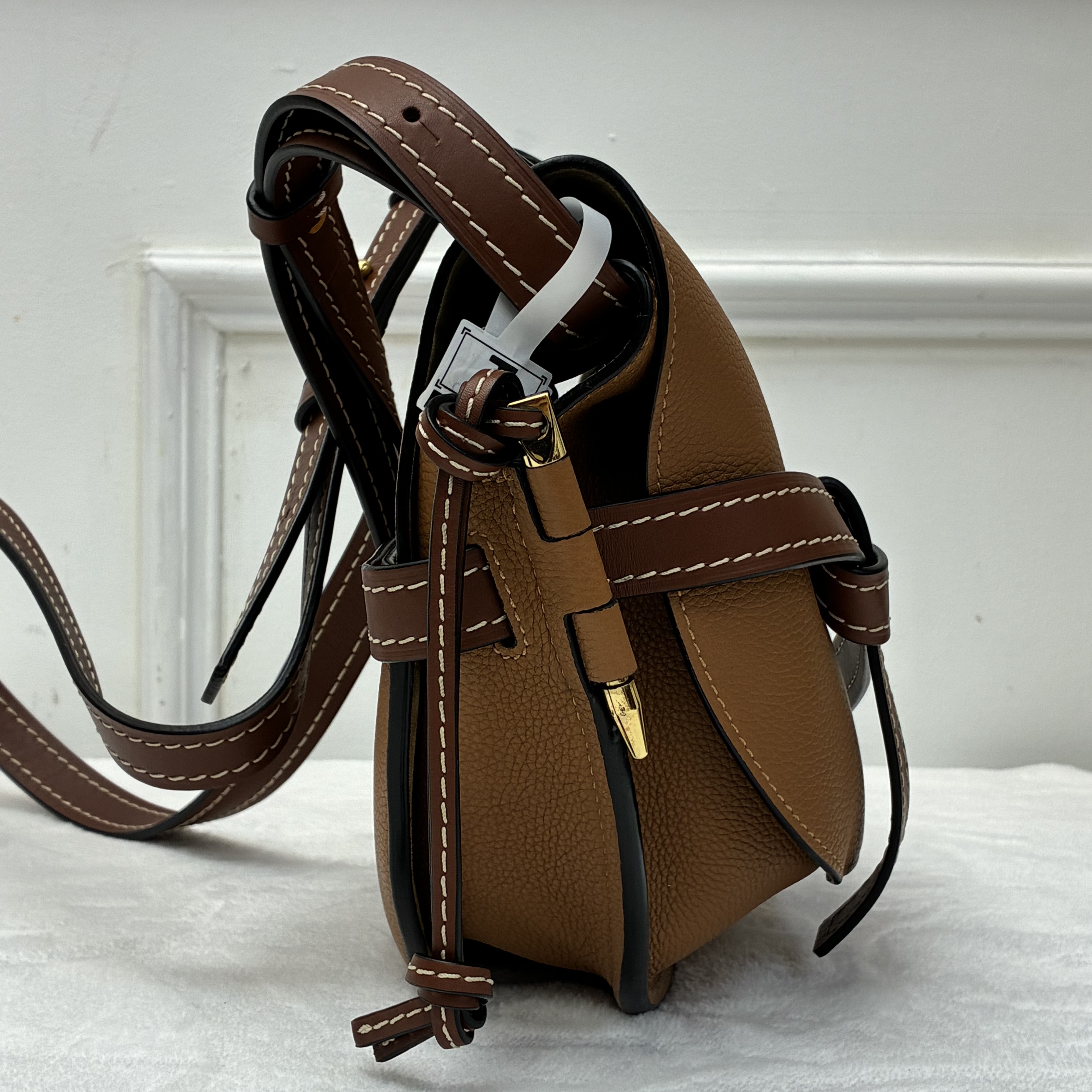Loewe Gate啡色 標準尺寸大容量🤎