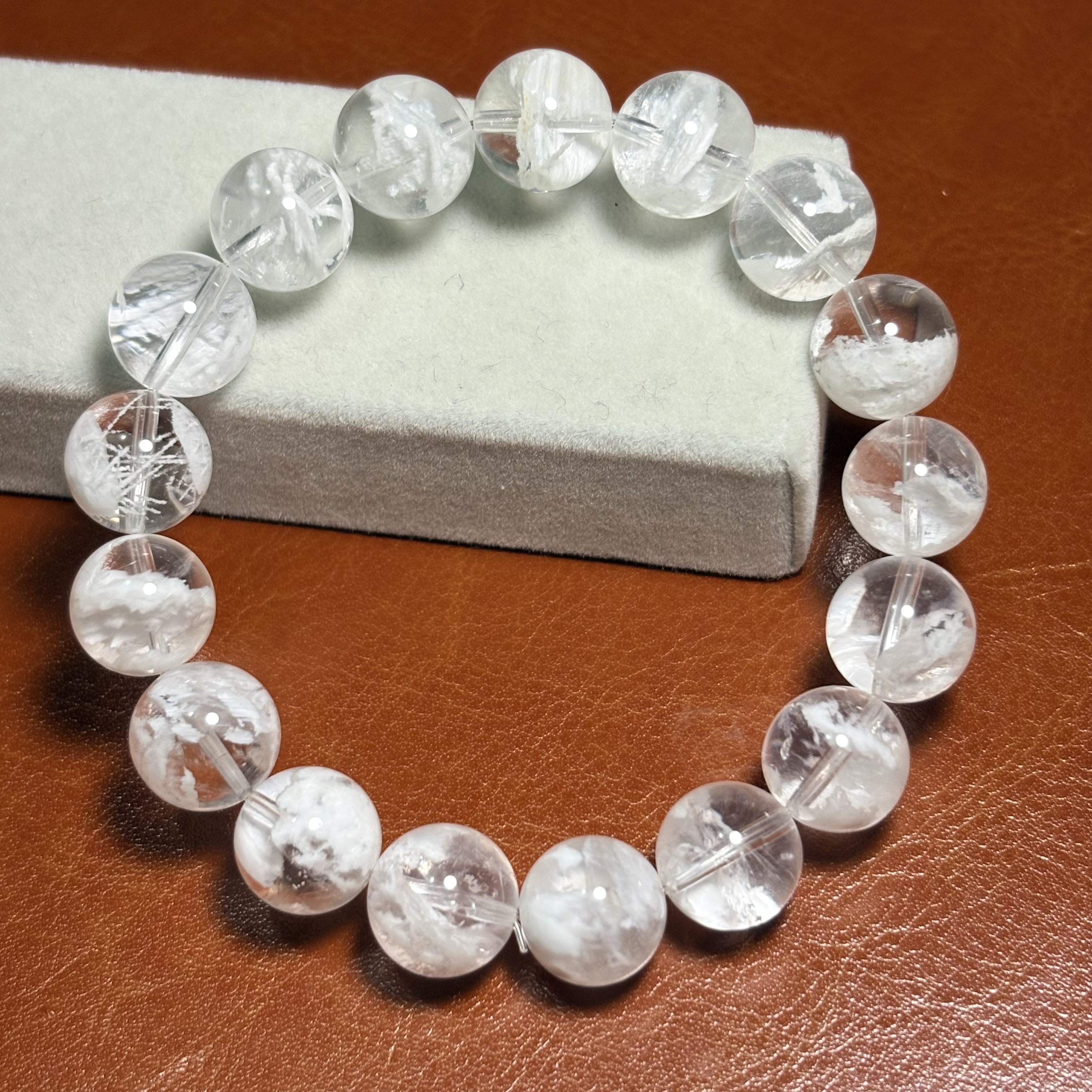 雪花緍紗白幽靈手串 No.4567 丨規格：12mm珠17cm手圍