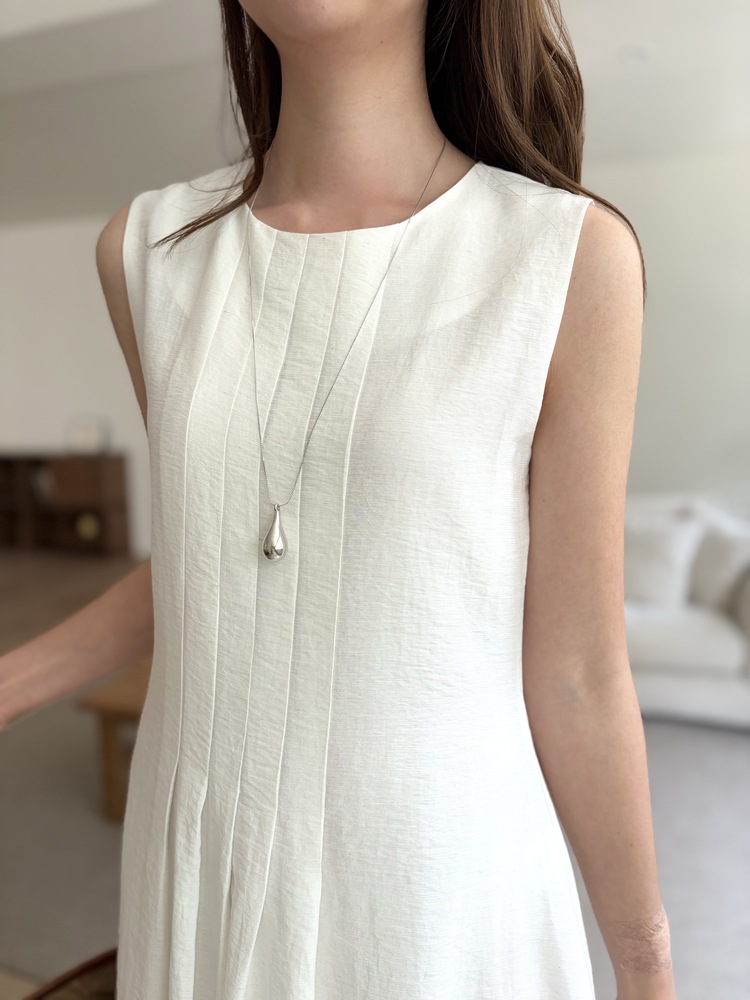 Linen Pintuck Dress (Ivory)