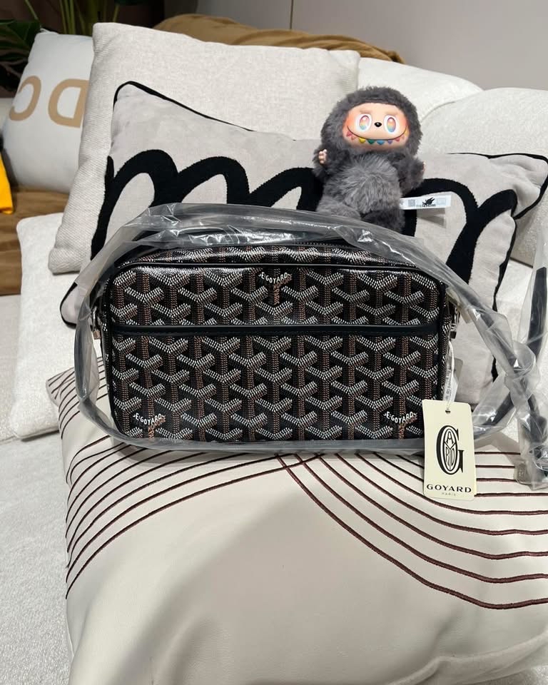 全新 Goyard cap vert pm bag NOIR 黑色camera bag  100%Authentic ,100%new ✅專門店收據✅dust bag✅紙袋
