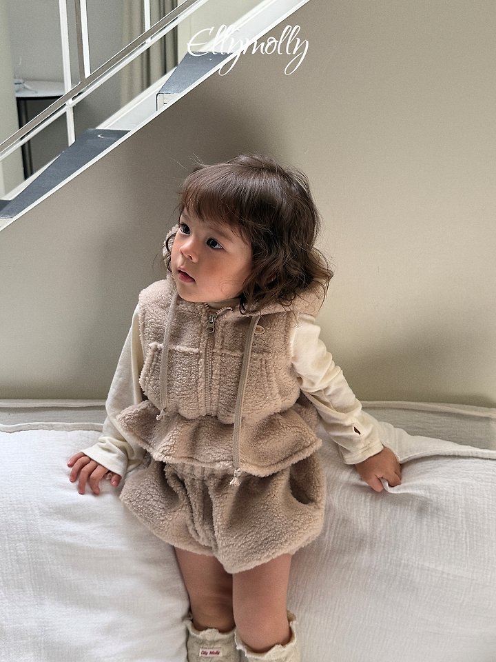 Ellymolly | Bare Hood Vest