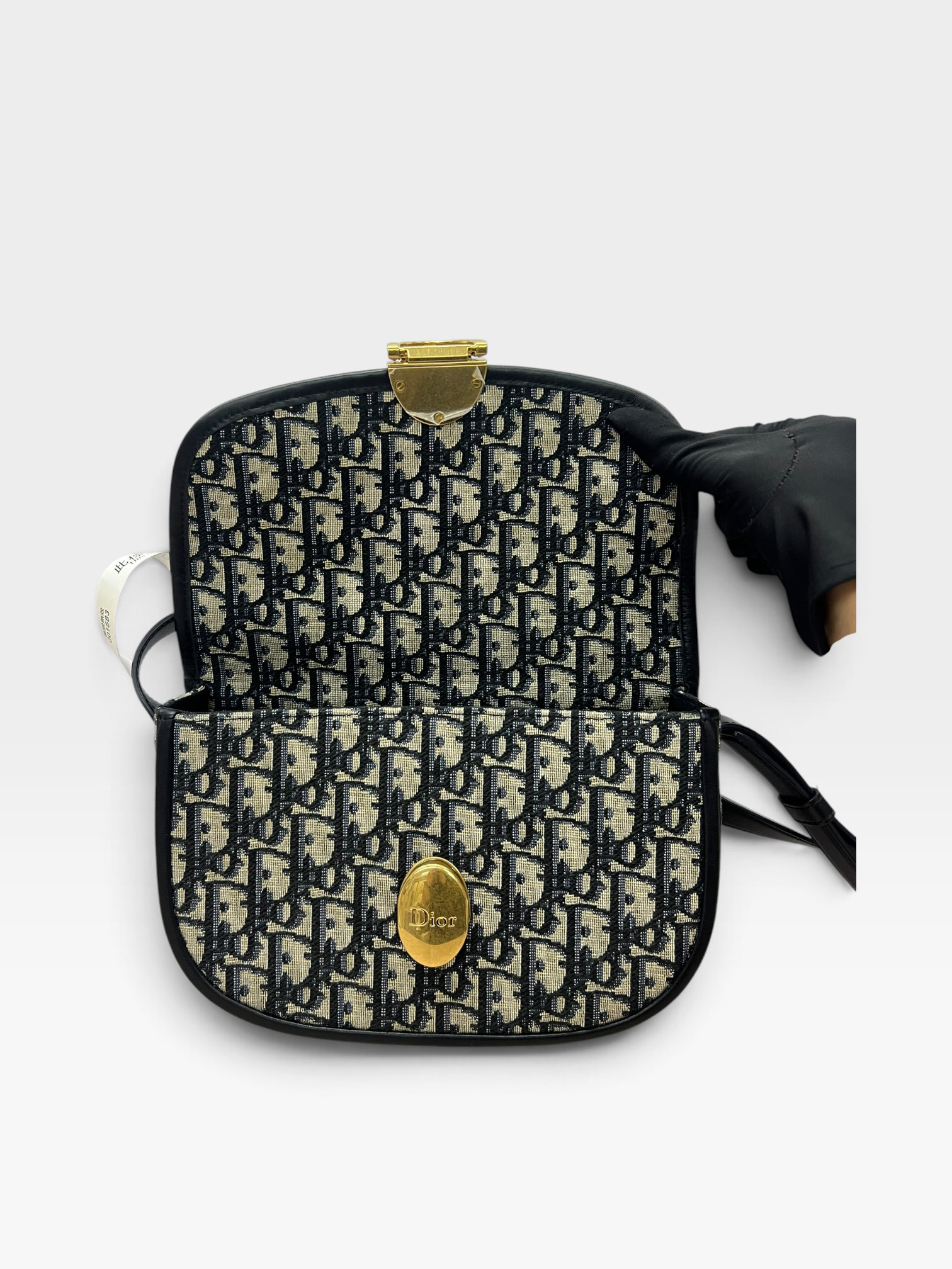 Pre-Owned DIOR Médaillon / Product Code: 082806