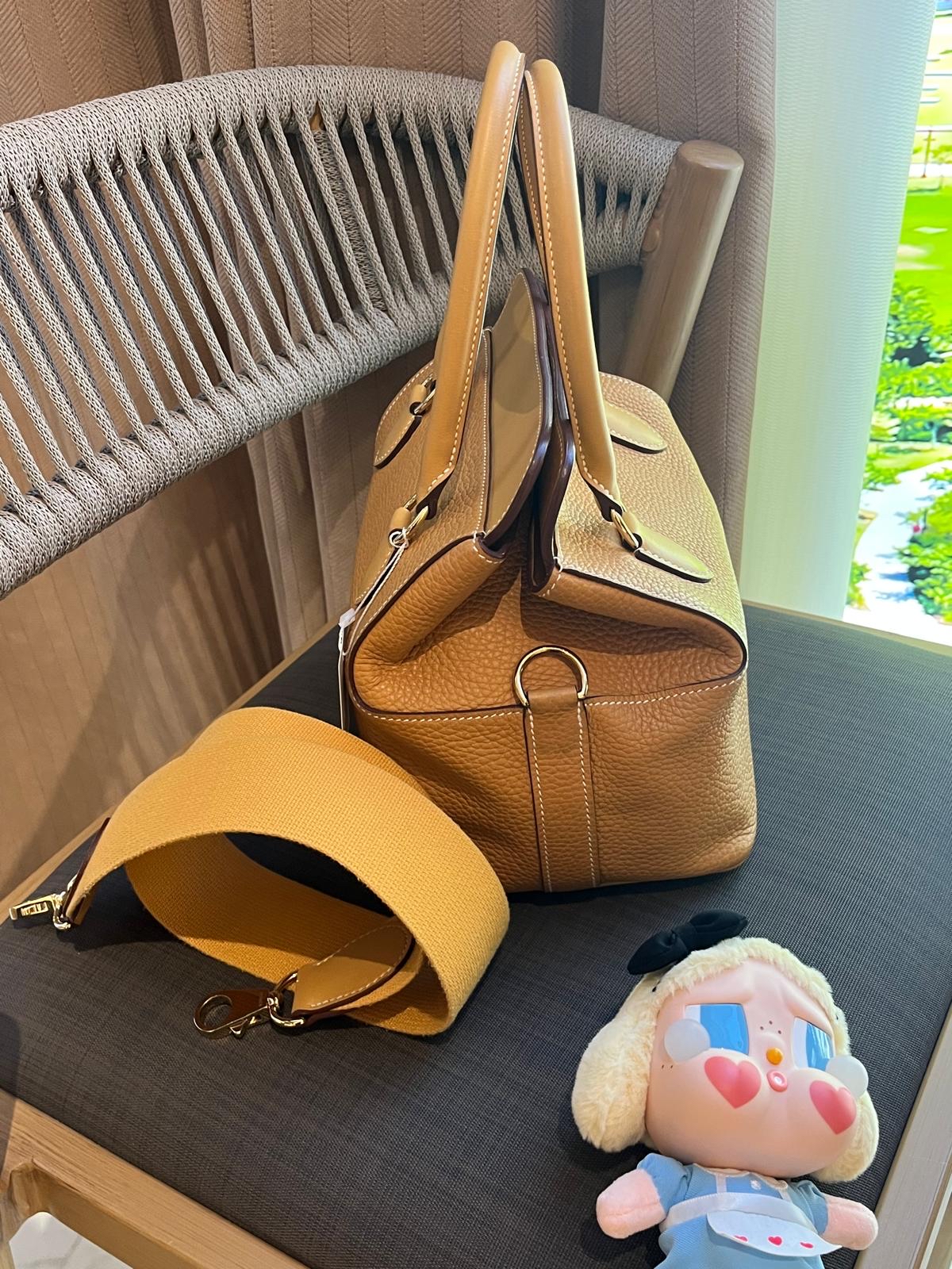 Hermes Toolbox 20 Stamp Y 芝麻色金扣 100%Authentic, 95%New ✅Dust bag ✅Box