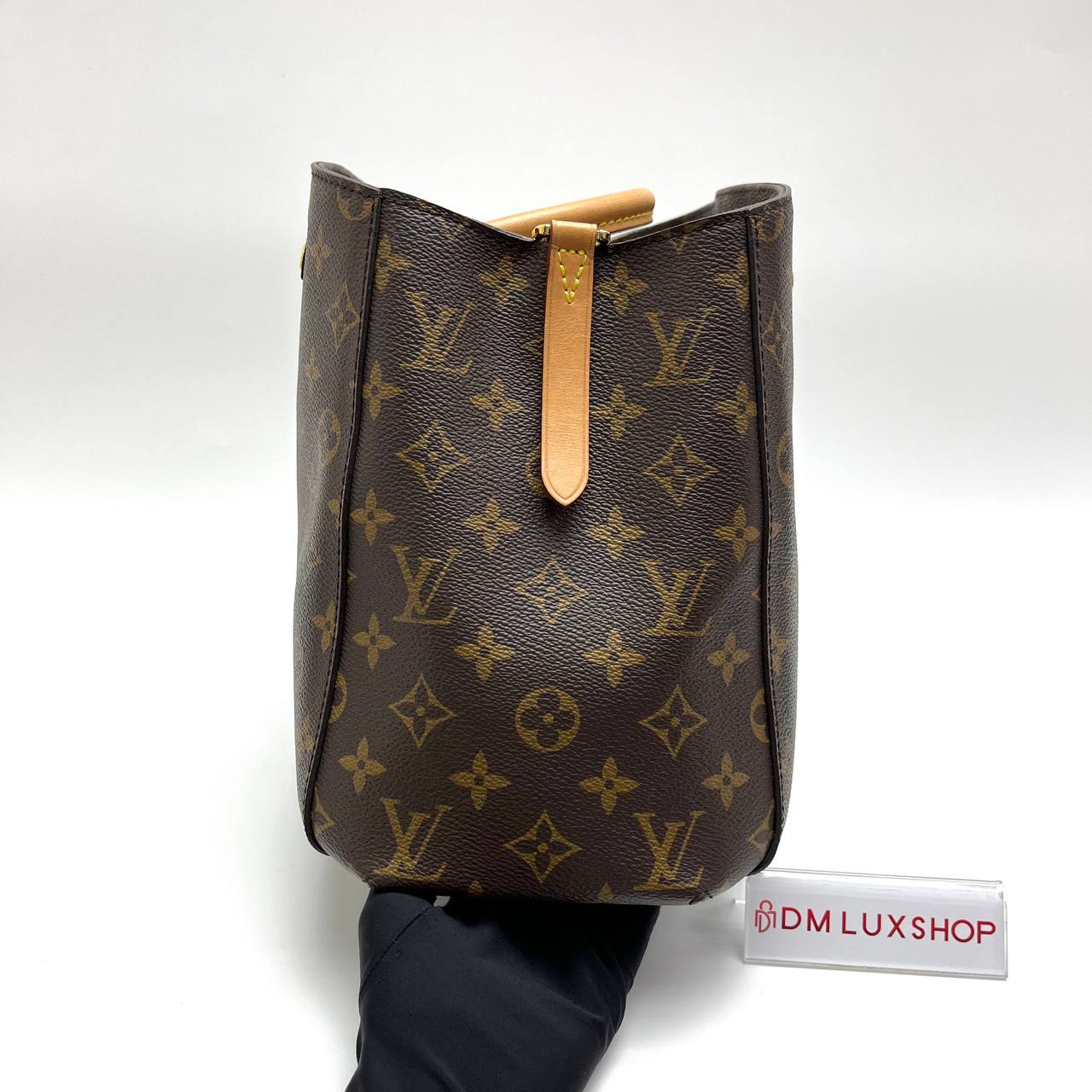 LV Monogram Montaigne MM