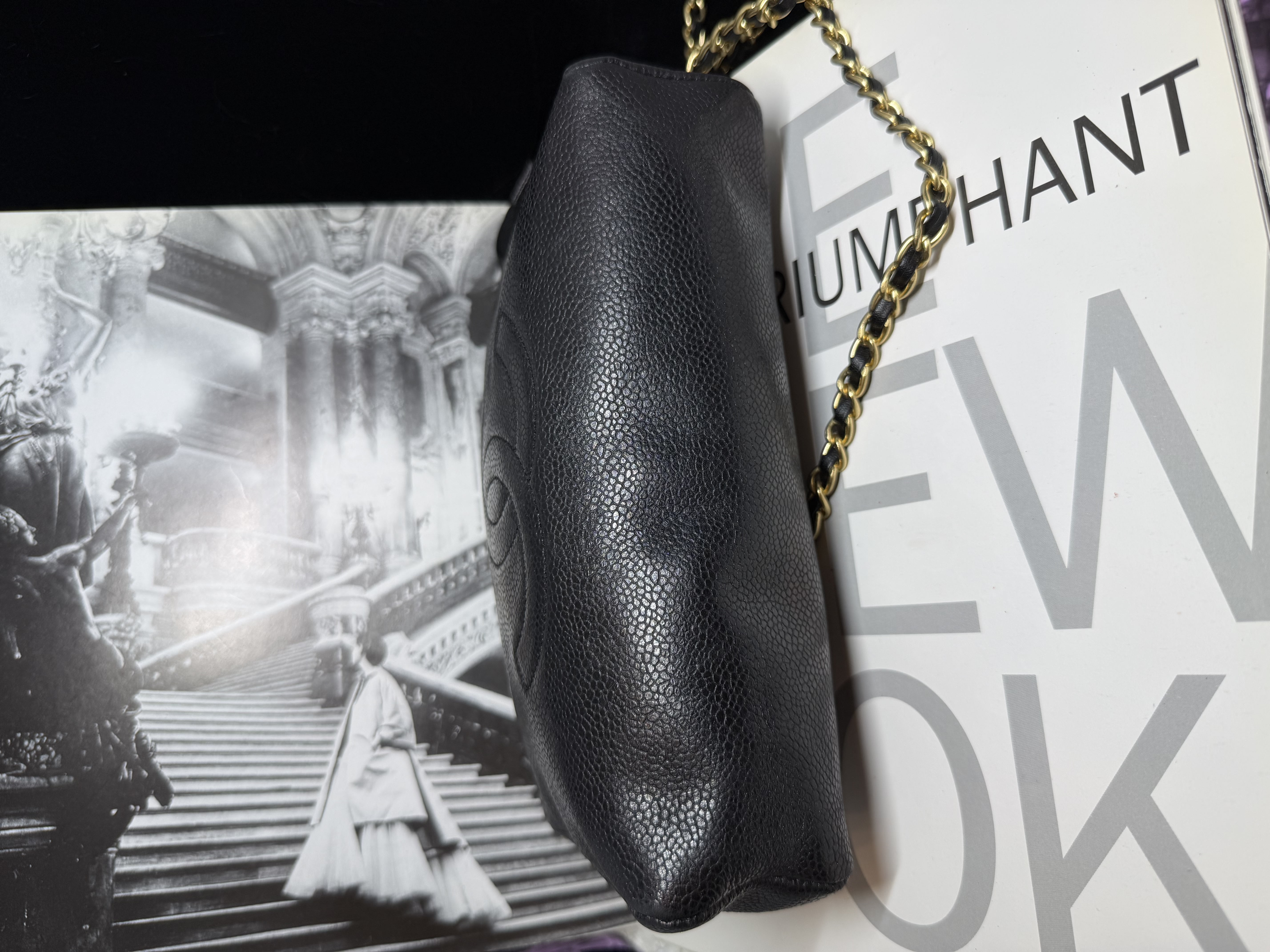 chanel cc black caviar vanity bag