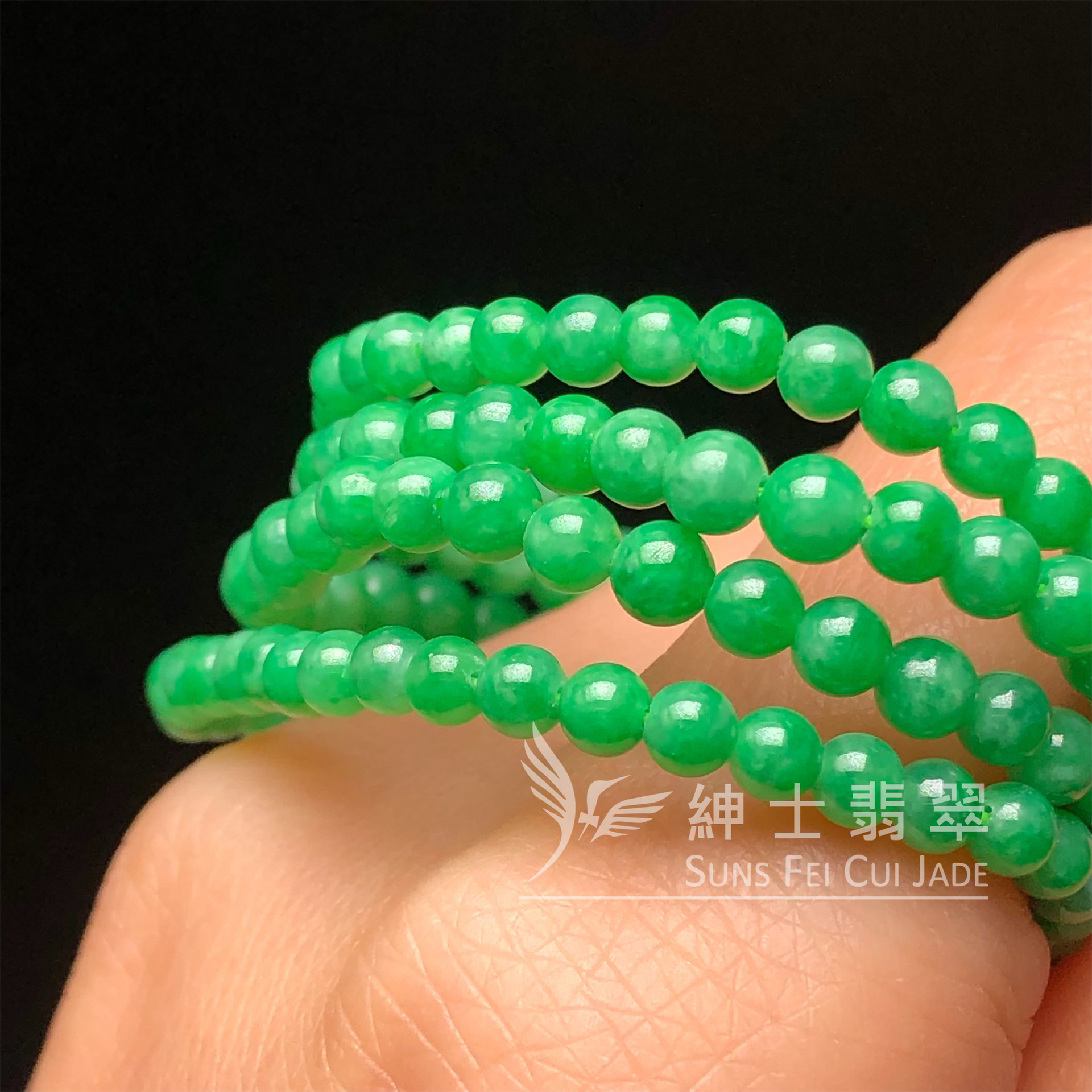 CA00700翠色小米頸串