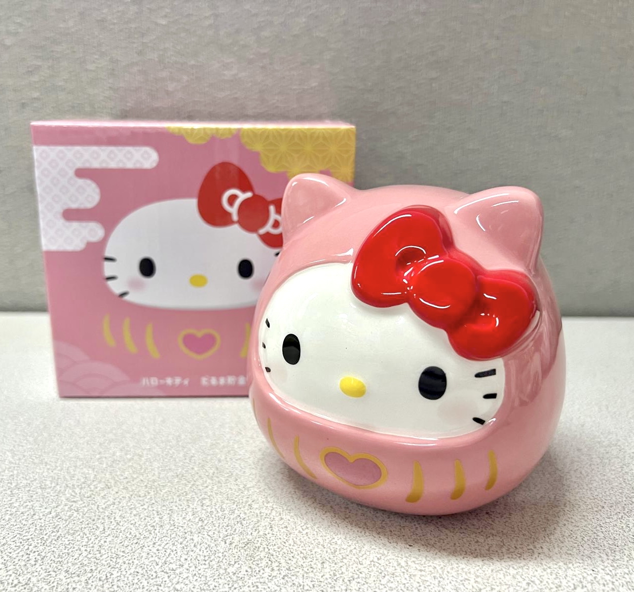 🎌日本直送🎌 Hello Kitty達摩造型錢罌