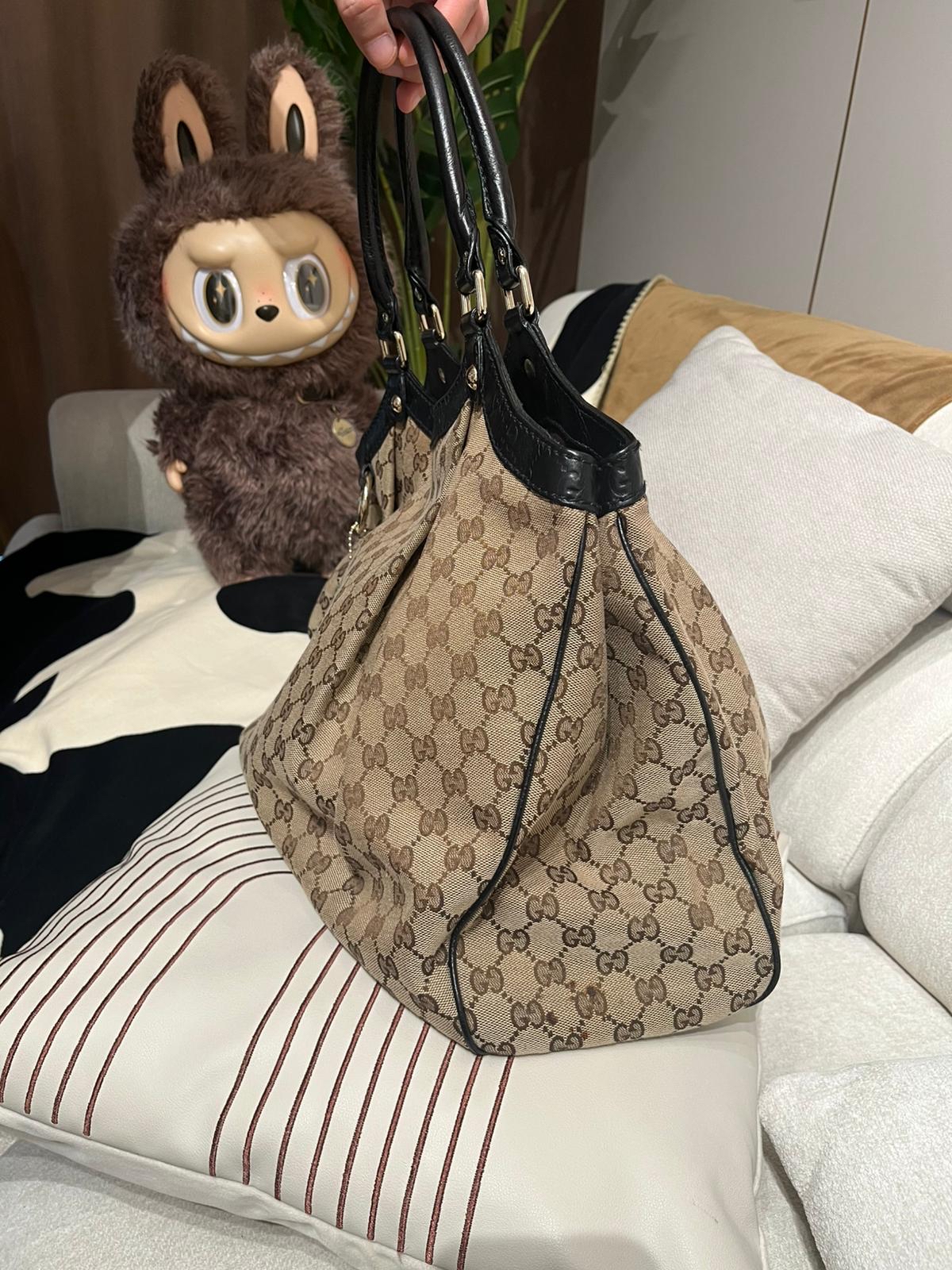 Gucci shoulder bag  100%Authentic,95%new✅dust bag 