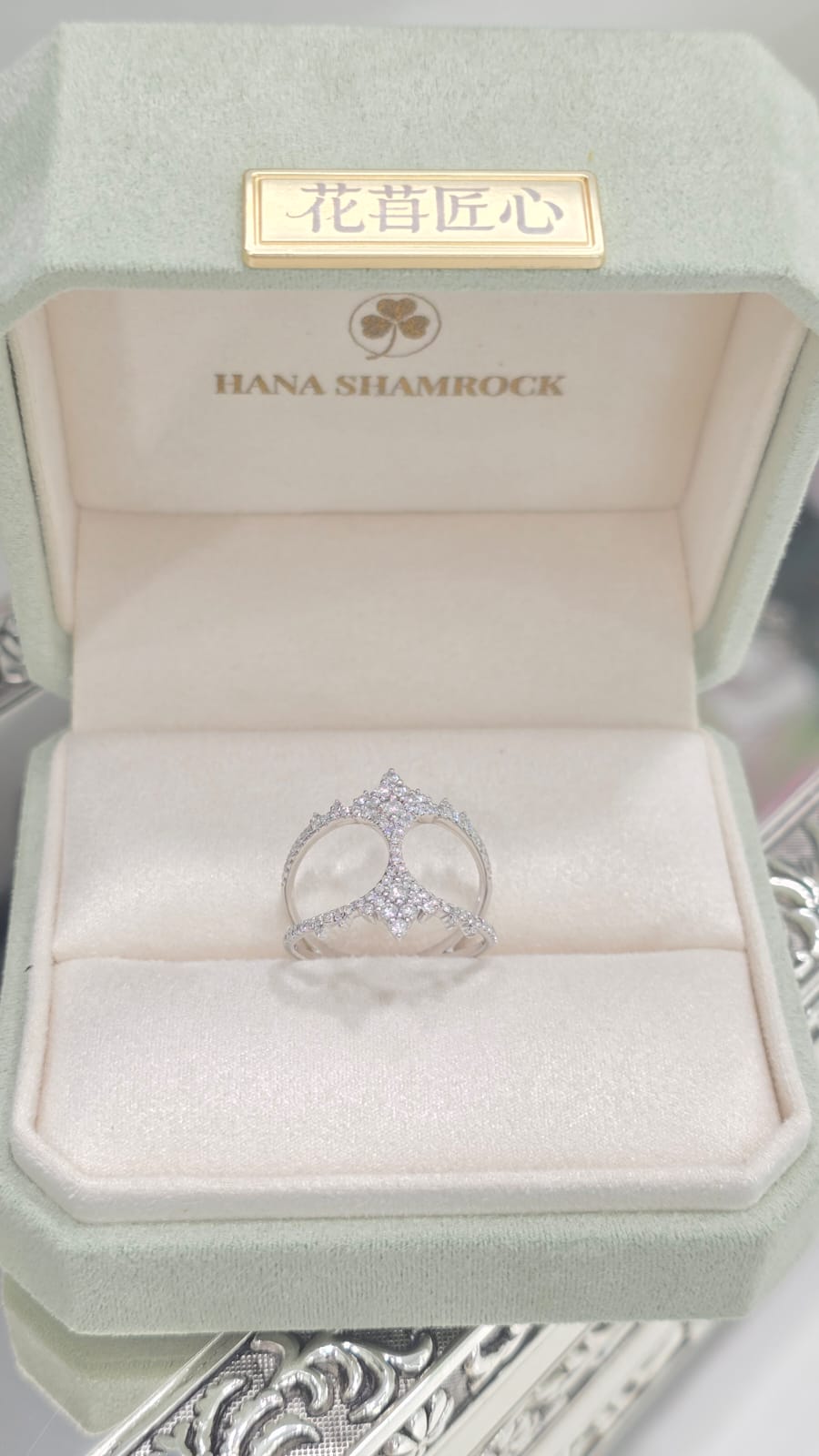 18K 鑽石戒指 D0.8ct