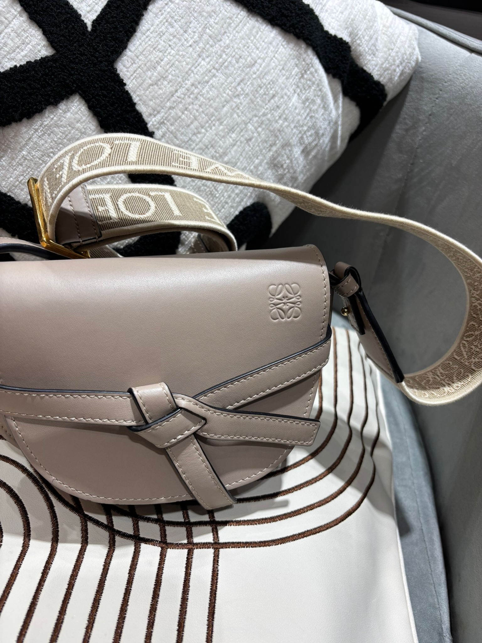 Loewe Mini Gate Calfskin Sand 100%Authentic, 98%New ✅Dust bag