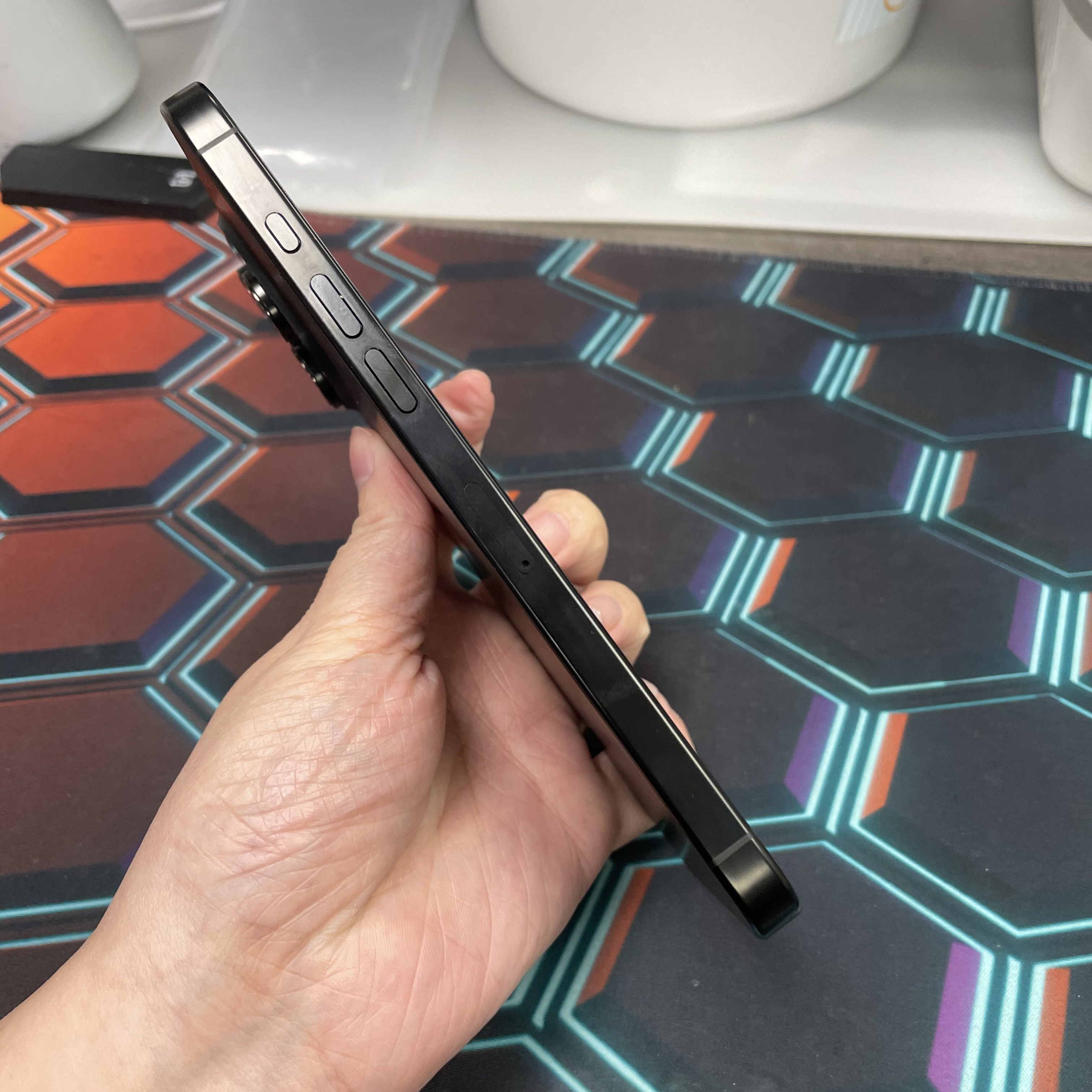 *8324 16 Pro max 完美機 512GB 電100 黑色 black