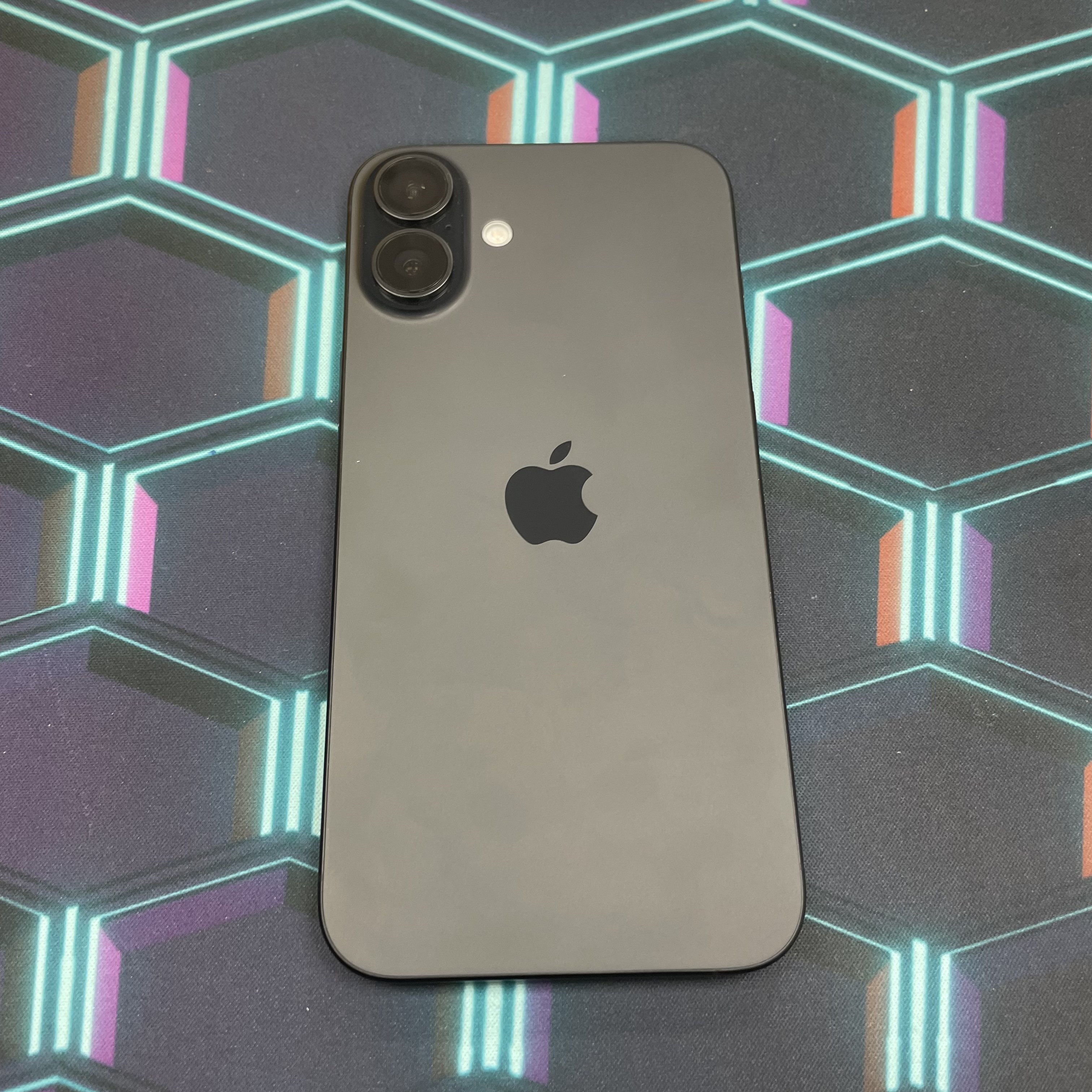 *5920 16 Plus 完美機 128GB 電100 黑色 black