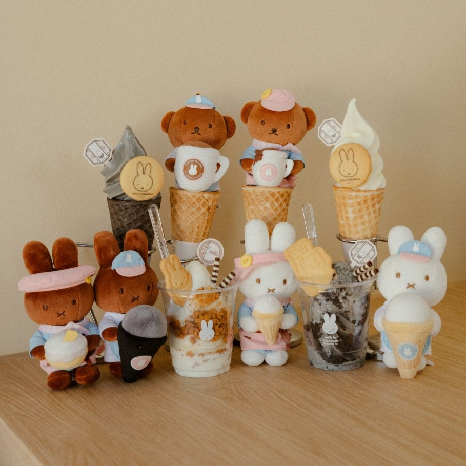小菲兔店長醫療補助 [韓國直送] Miffy cafe Gyenongju慶州限定 冰淇淋店店員掛件 (Miffy/Melanie/Boris)