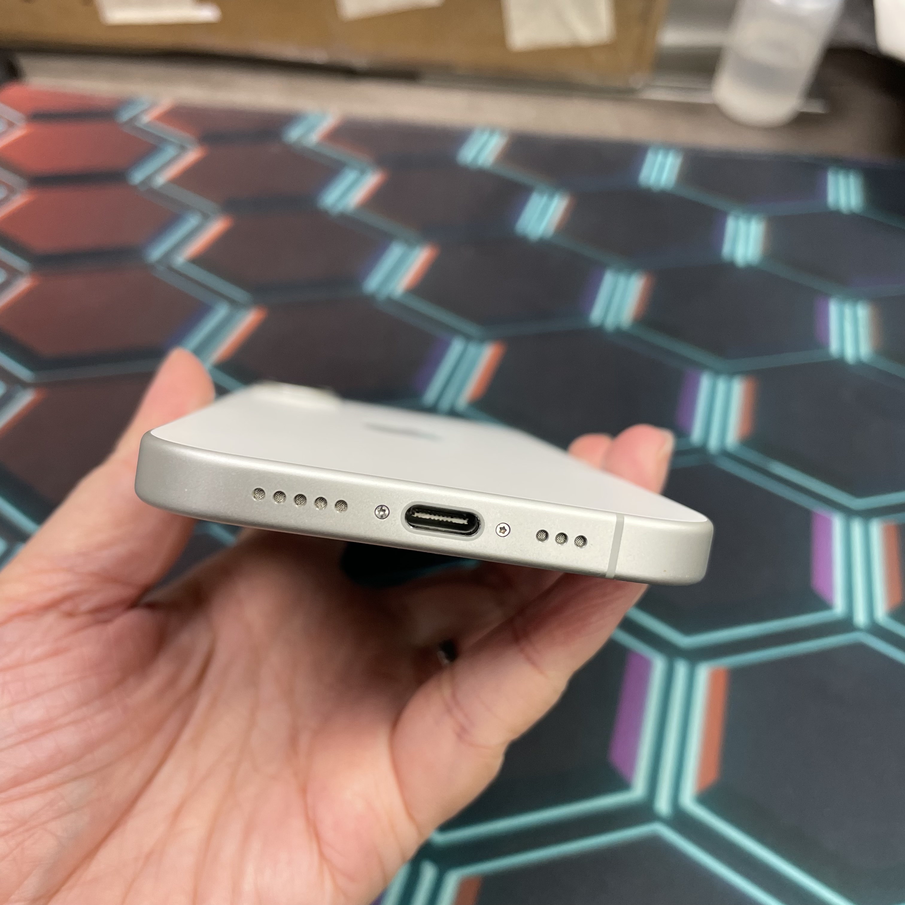 *8355 17 完美機 256GB 電91 白色 white