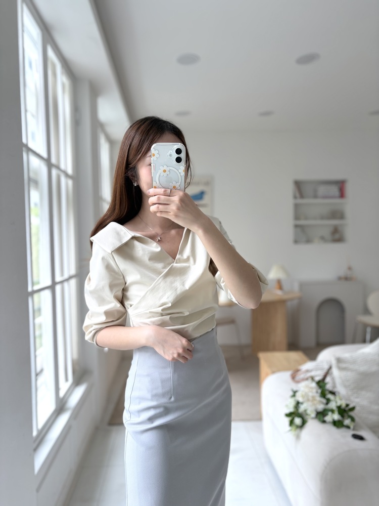 Camelia Wrap Collar Blouse (Cream)