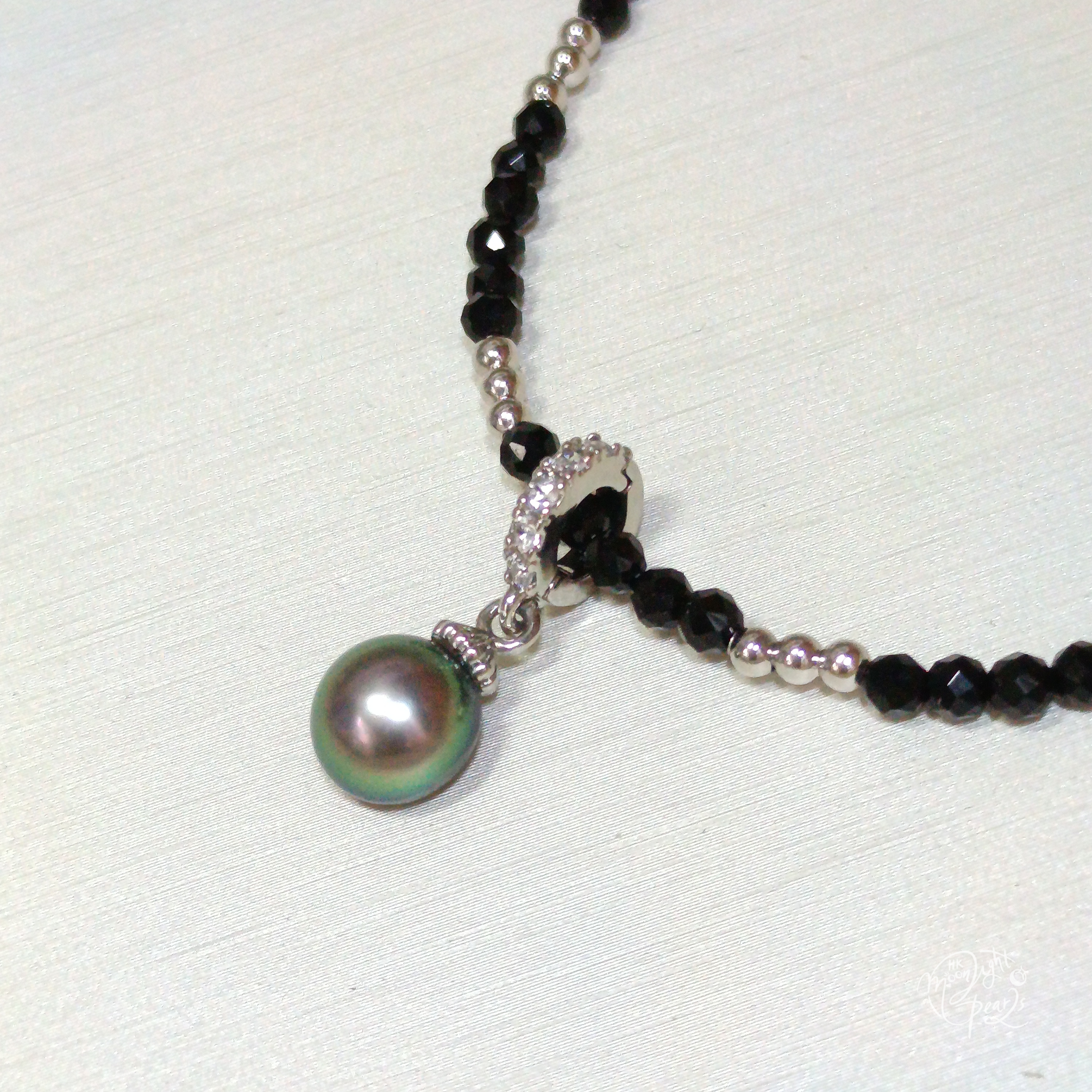 大溪地極光孔雀綠海水馬貝珍珠+黑尖晶石注白可拆卸吊墜鎖骨鍊