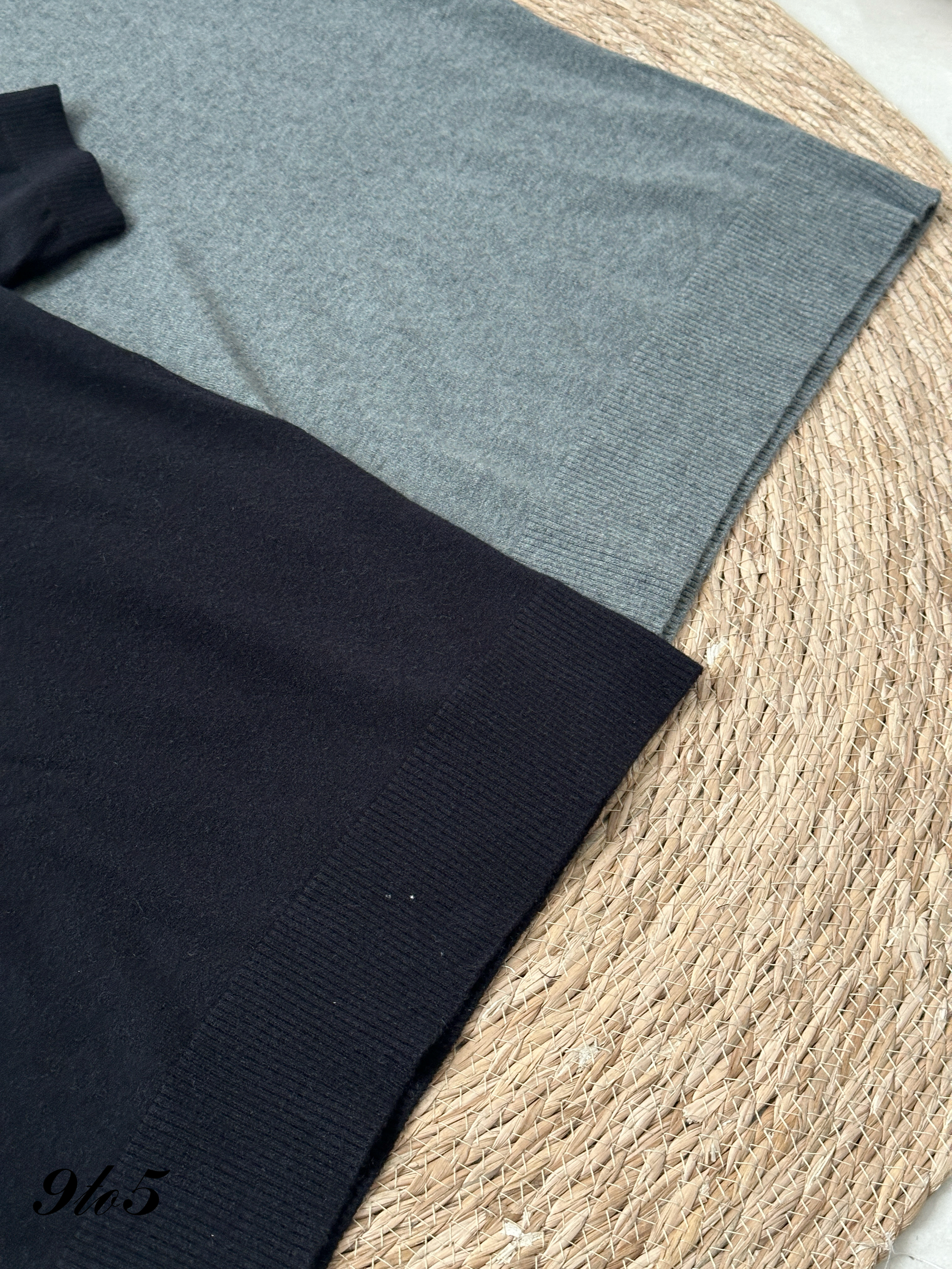 T4203 Short Sleeve Knit Top - 4 Colors 