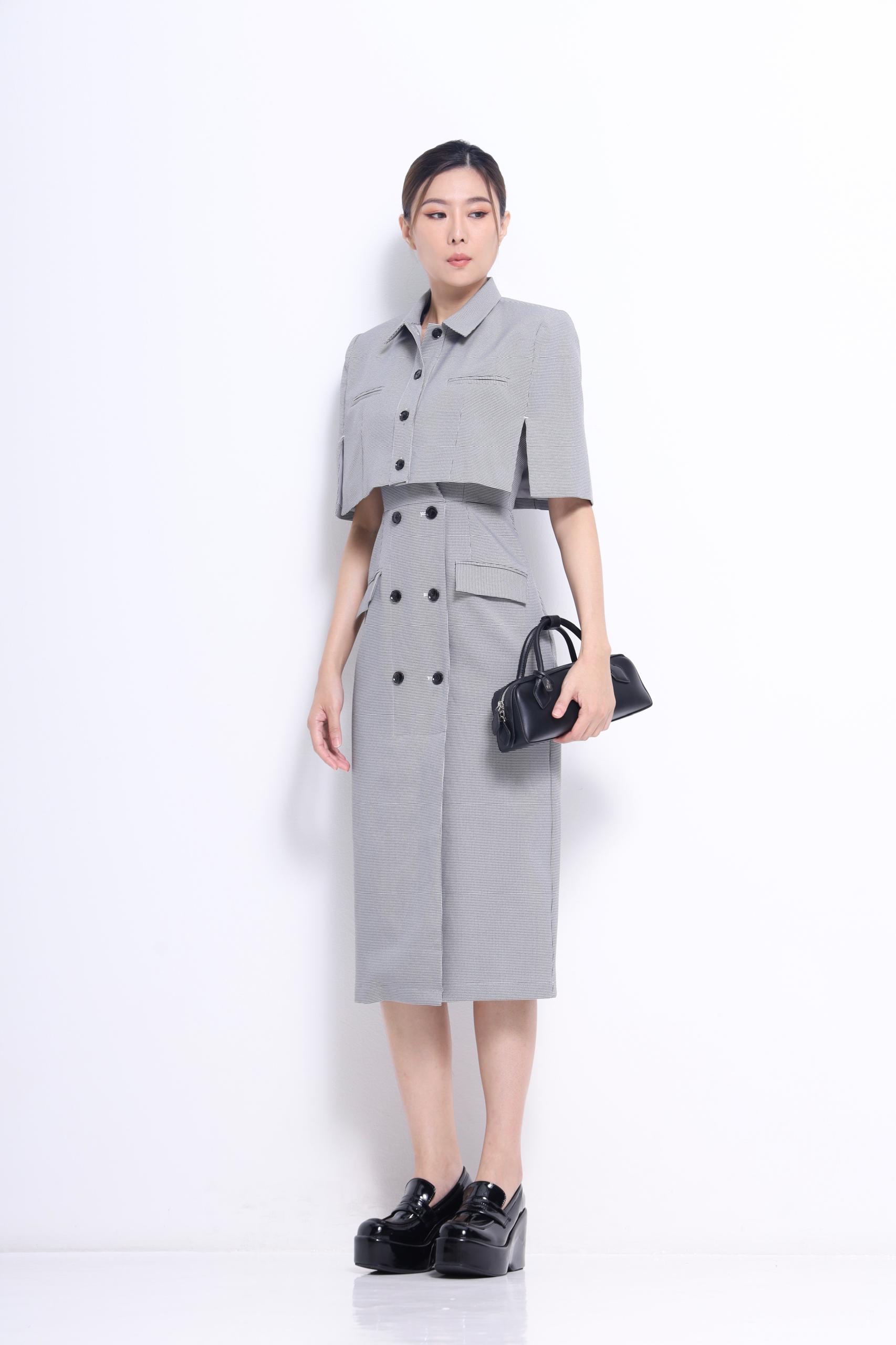 CD2105 Refined Pinstripe Tailored Midi Dress