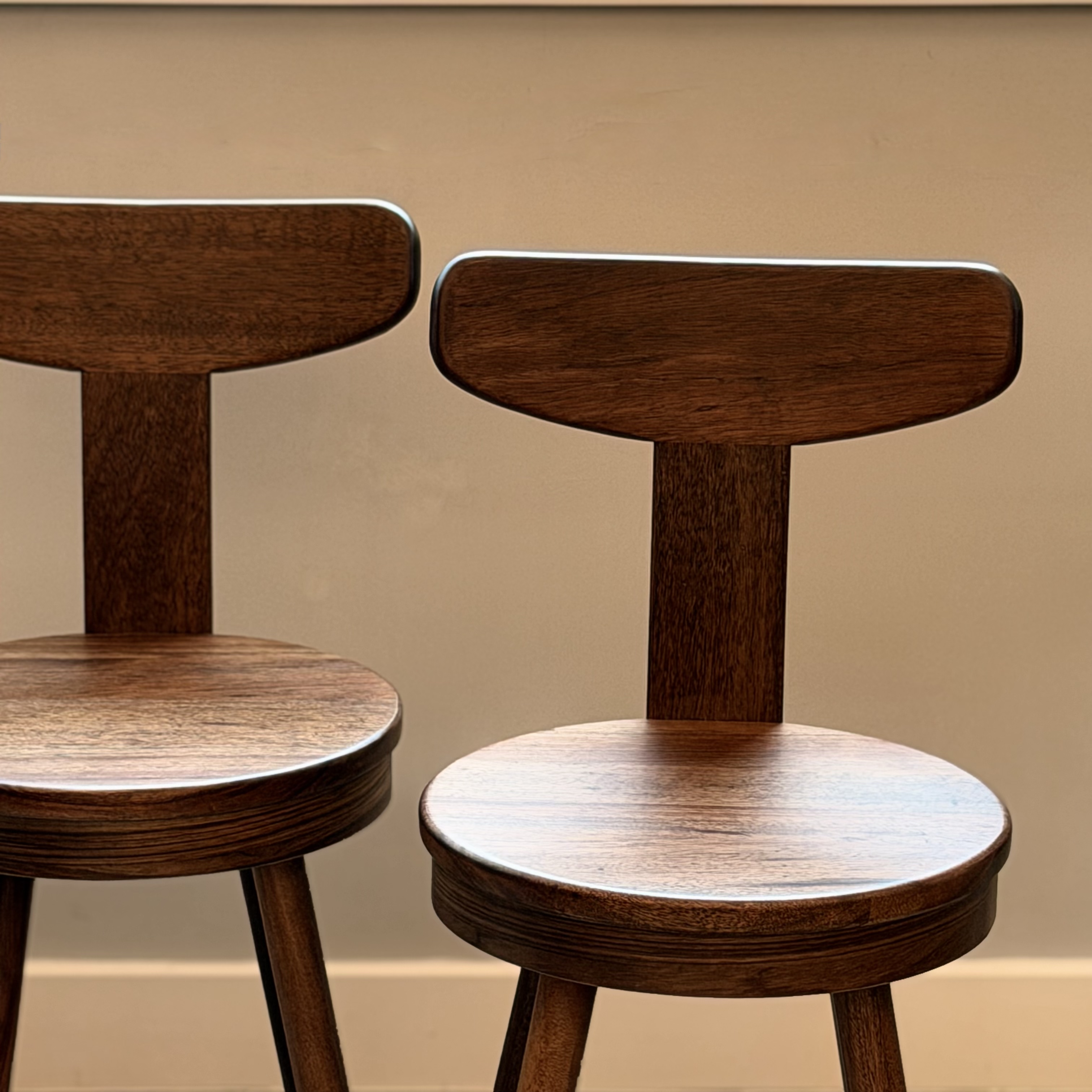 新品推介 CLOVER Swivel Chair 