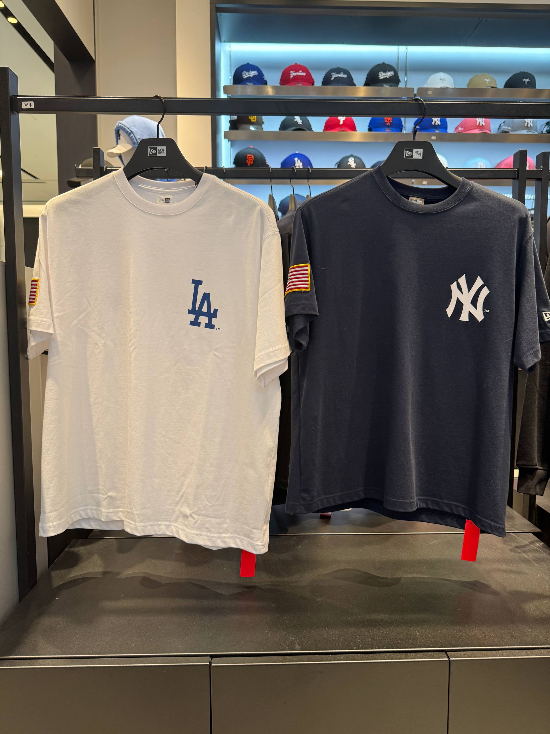 🇰🇷Newera 男女同款上衣✨