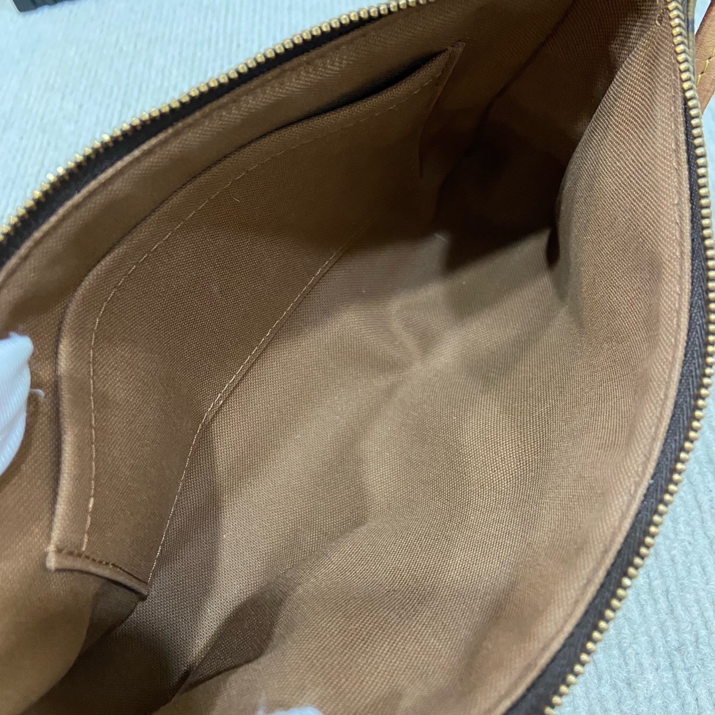 【預訂貨品】 LV大麻將包 