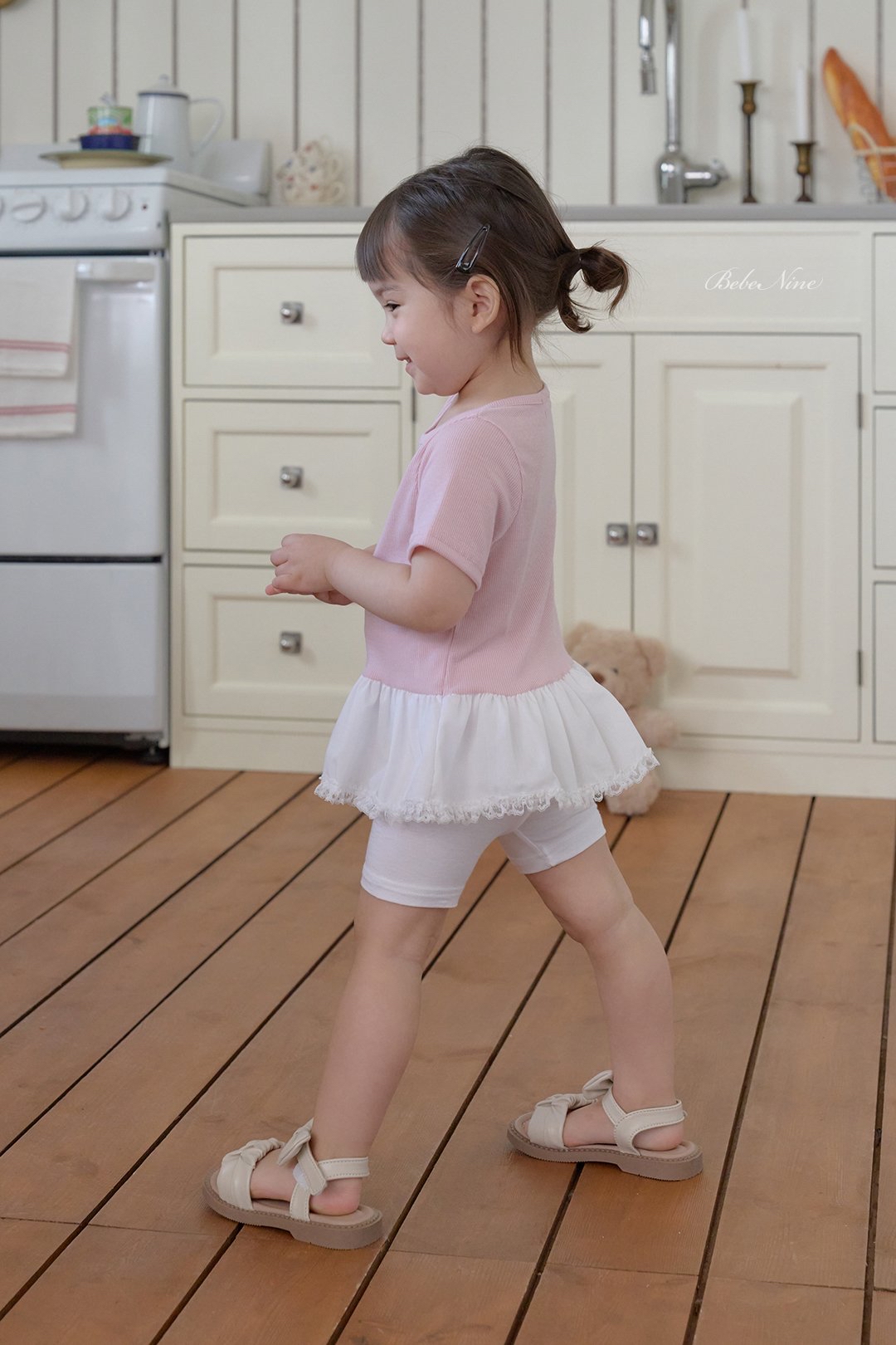 ☀️預訂 韓國直送☀️🇰🇷Bebenine三色下擺荷葉邊拼接短袖上衣