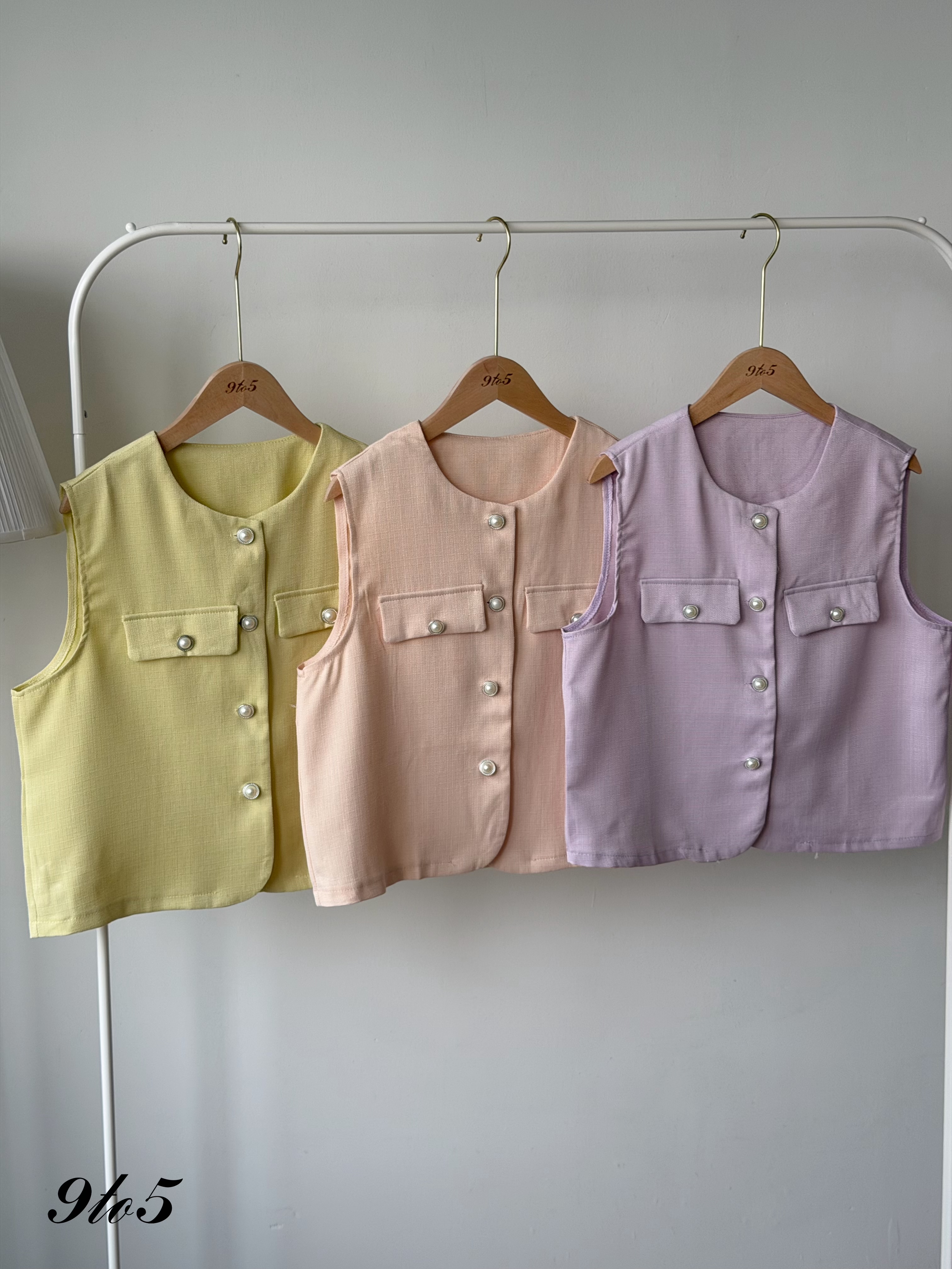 T4462 Sleeveless Tweed Top - 3 Colors 