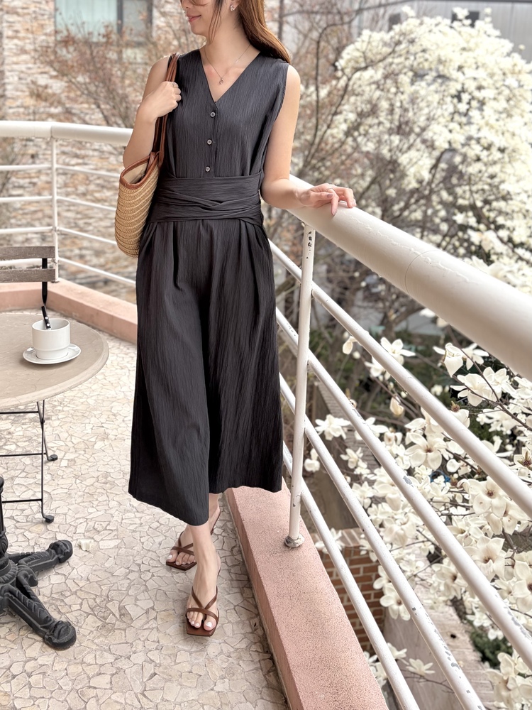 Arya Two-Way Textured Dress (Charcoal)