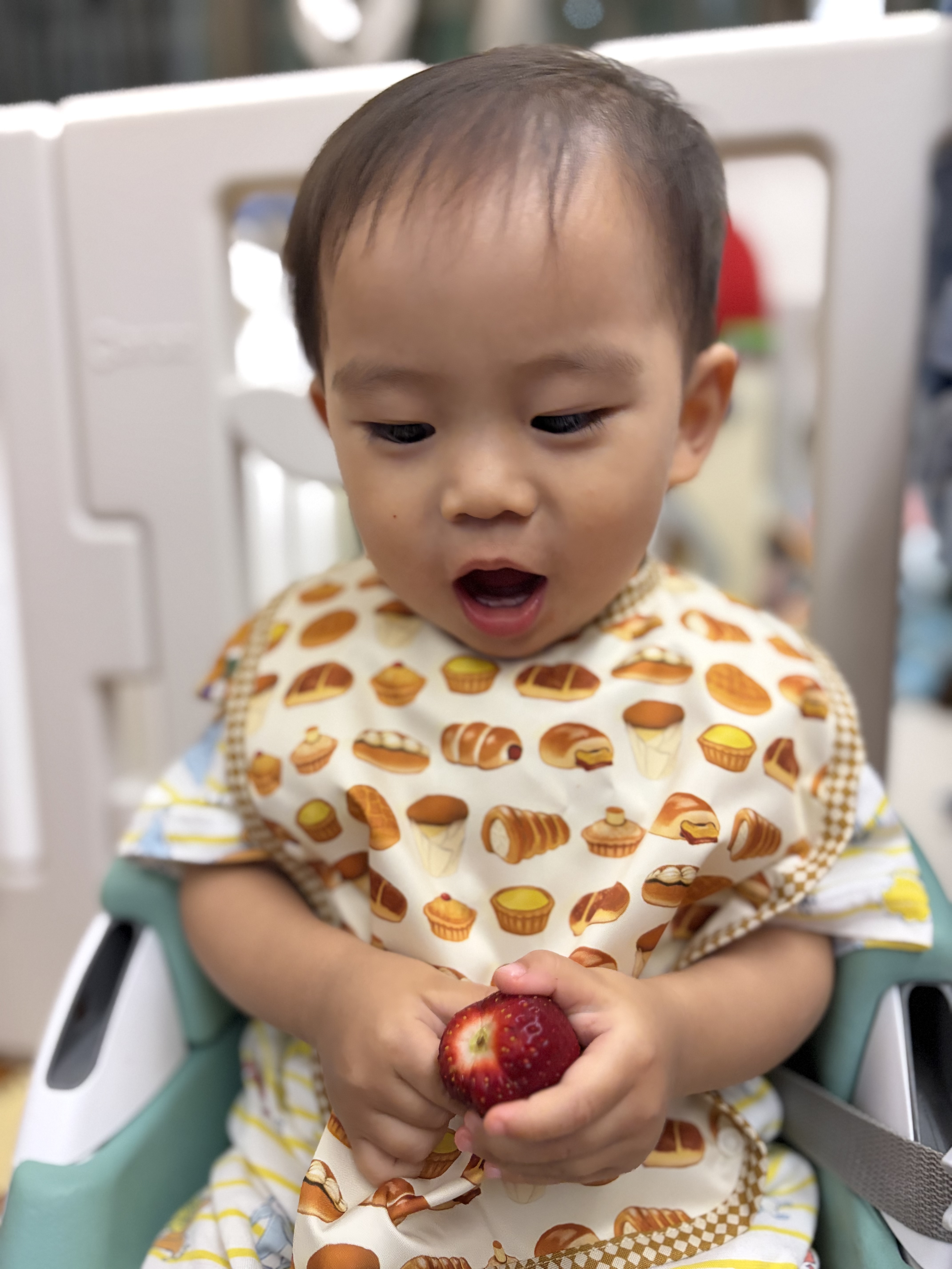 香港麵包圖案•防水口水肩