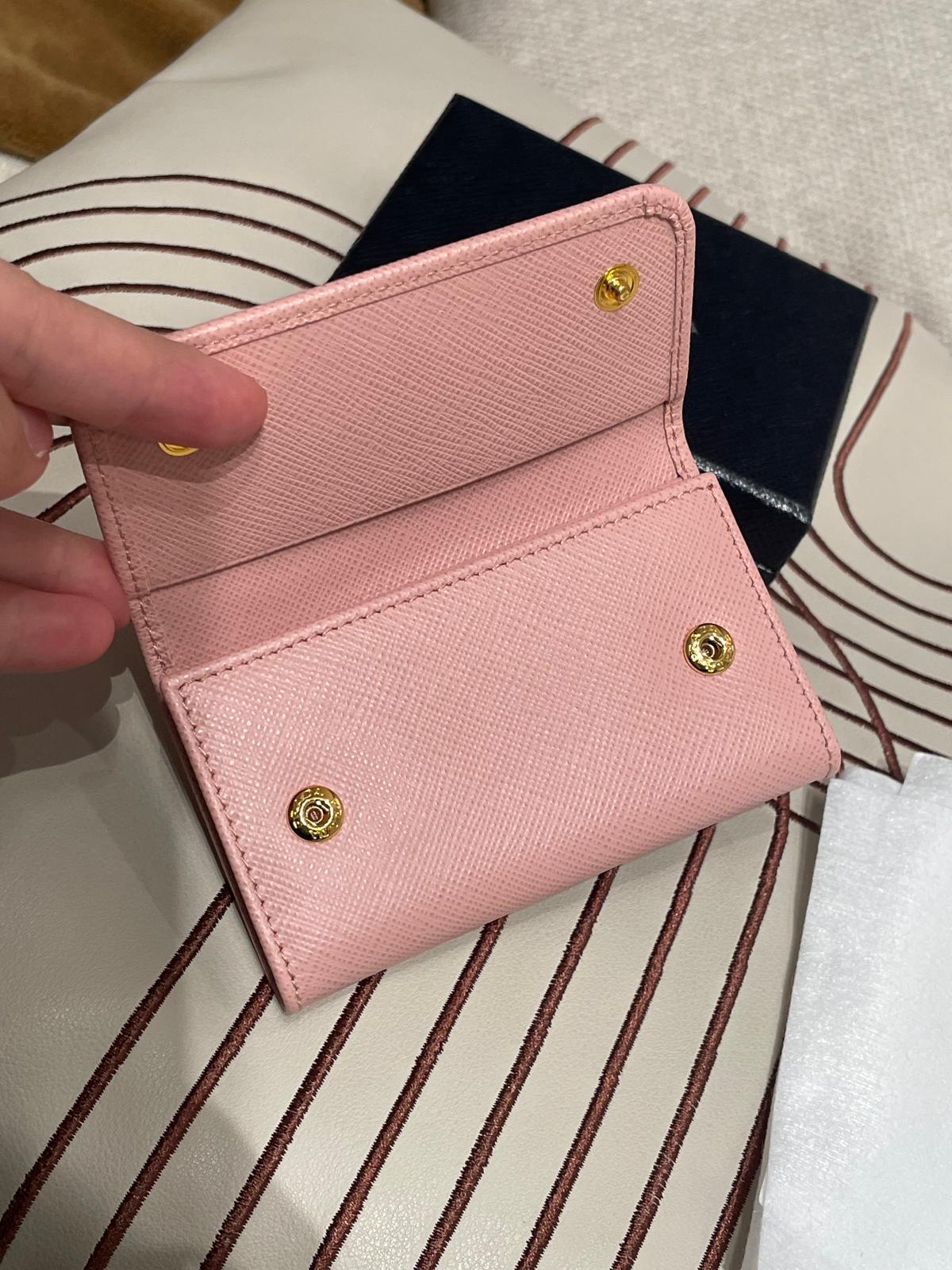 Prada Saffiano Calfskin Key holder 小牛皮鎖匙包 1PG222  100%Authentic,unused未使用 ✅保證卡✅盒 