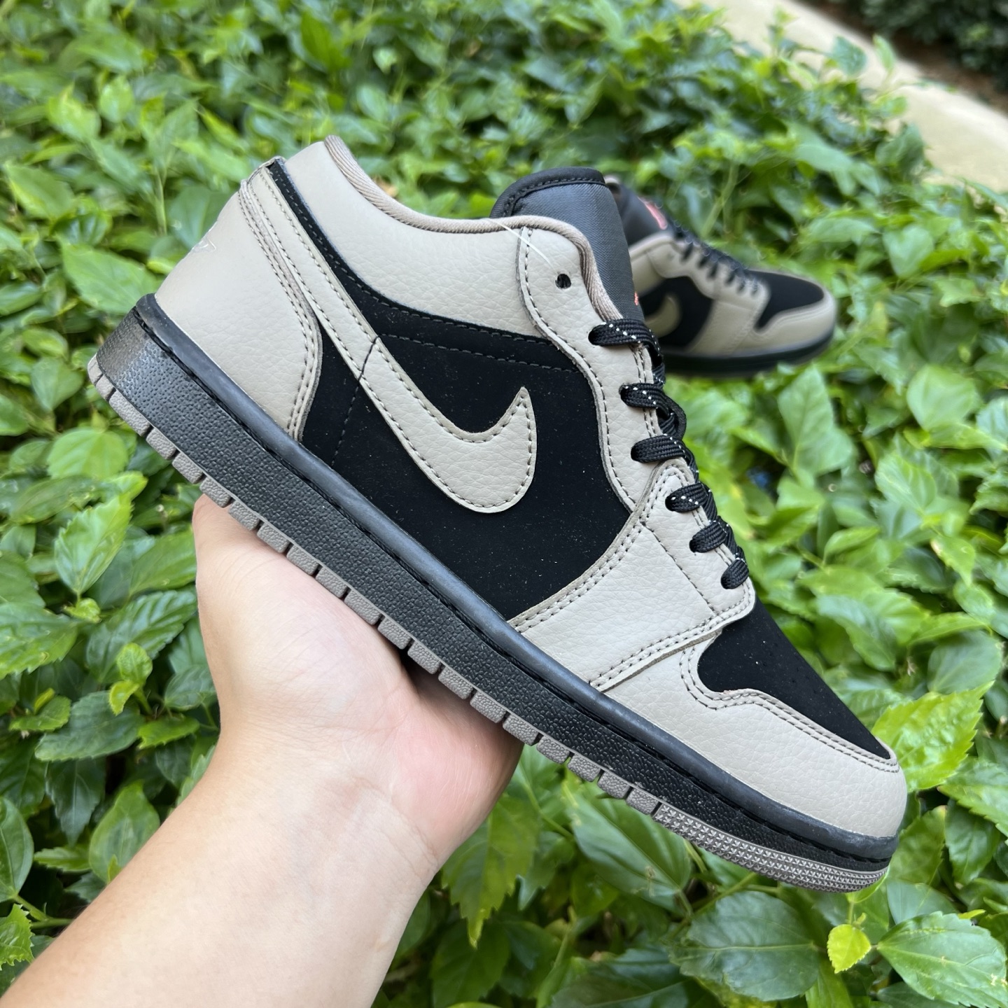 Nike Air Jordan 1 Low SE IB7109-005