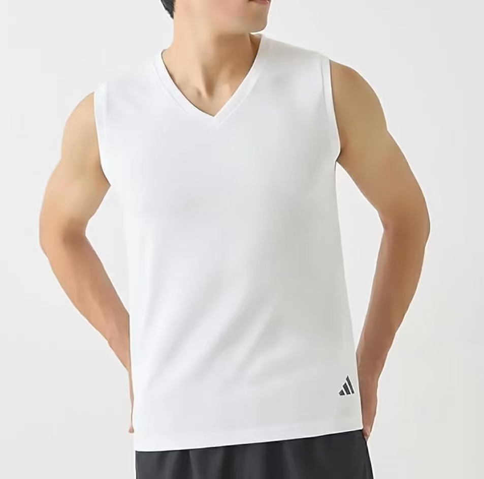 日本直送 Adidas 吸汗速乾無袖V領上衣 2 件裝