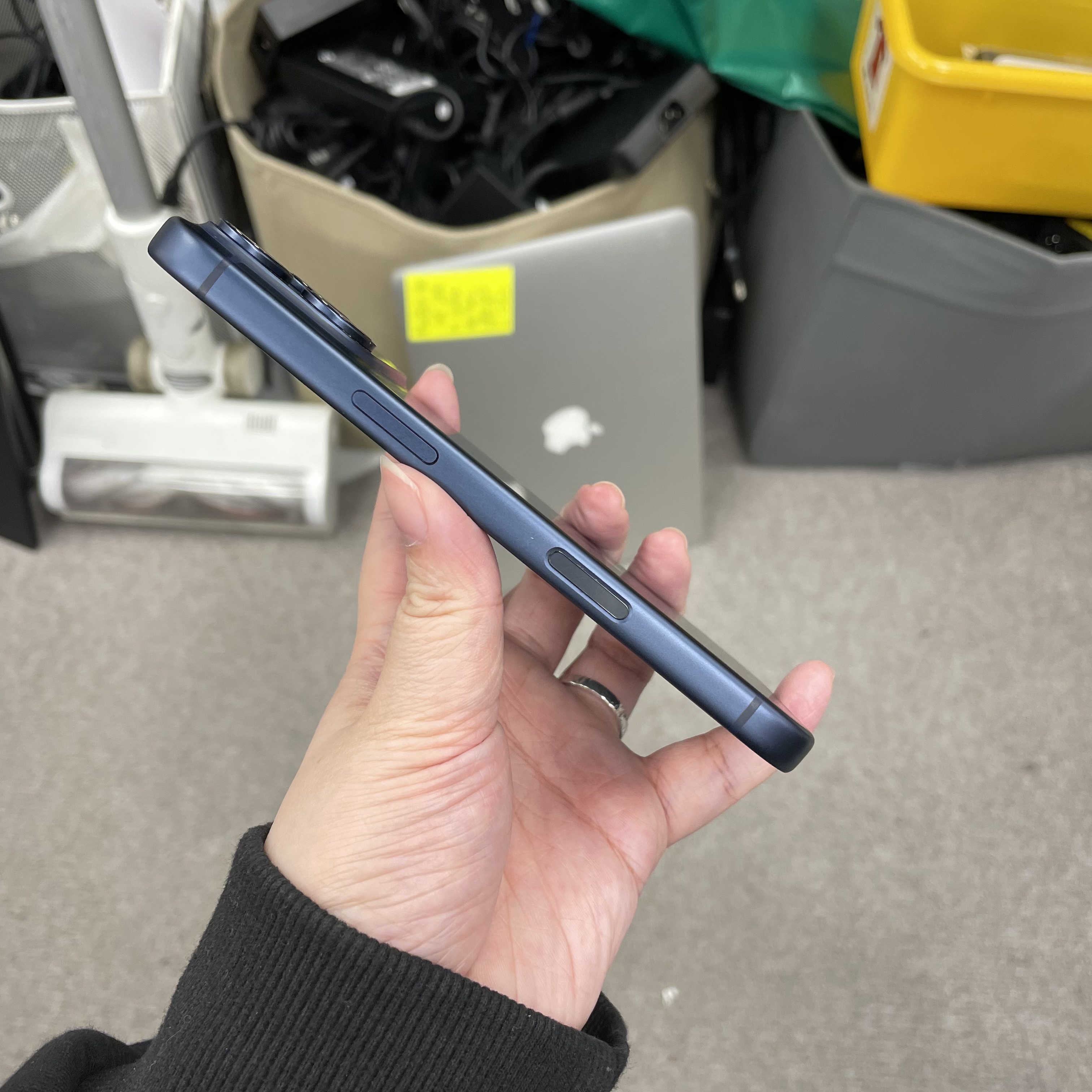 *5992 17 pro 勁靚機 256GB 電100 藍色 blue