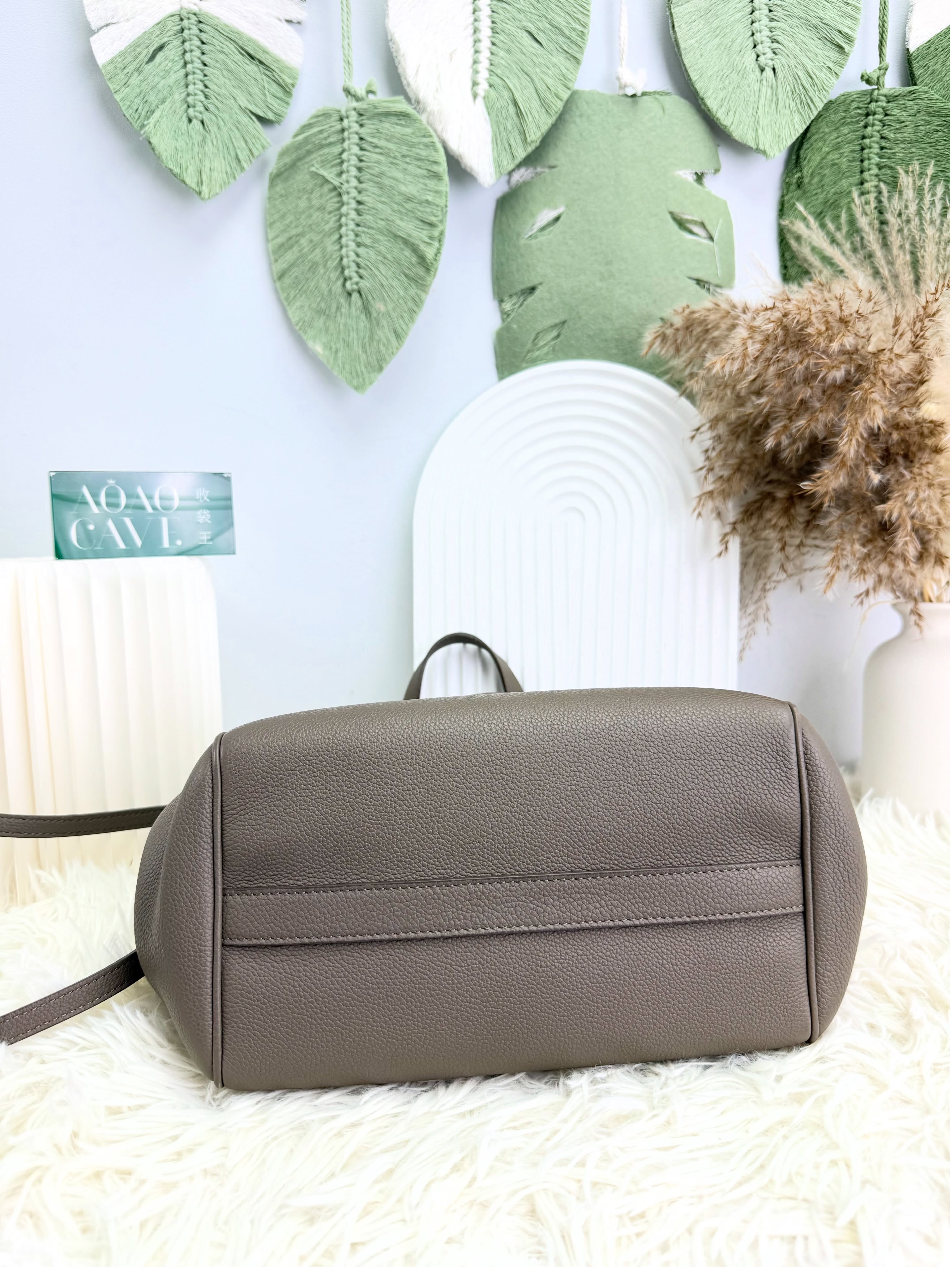 Celine👜 🛍️PRE OWNED 👜灰色cabas bag🩶