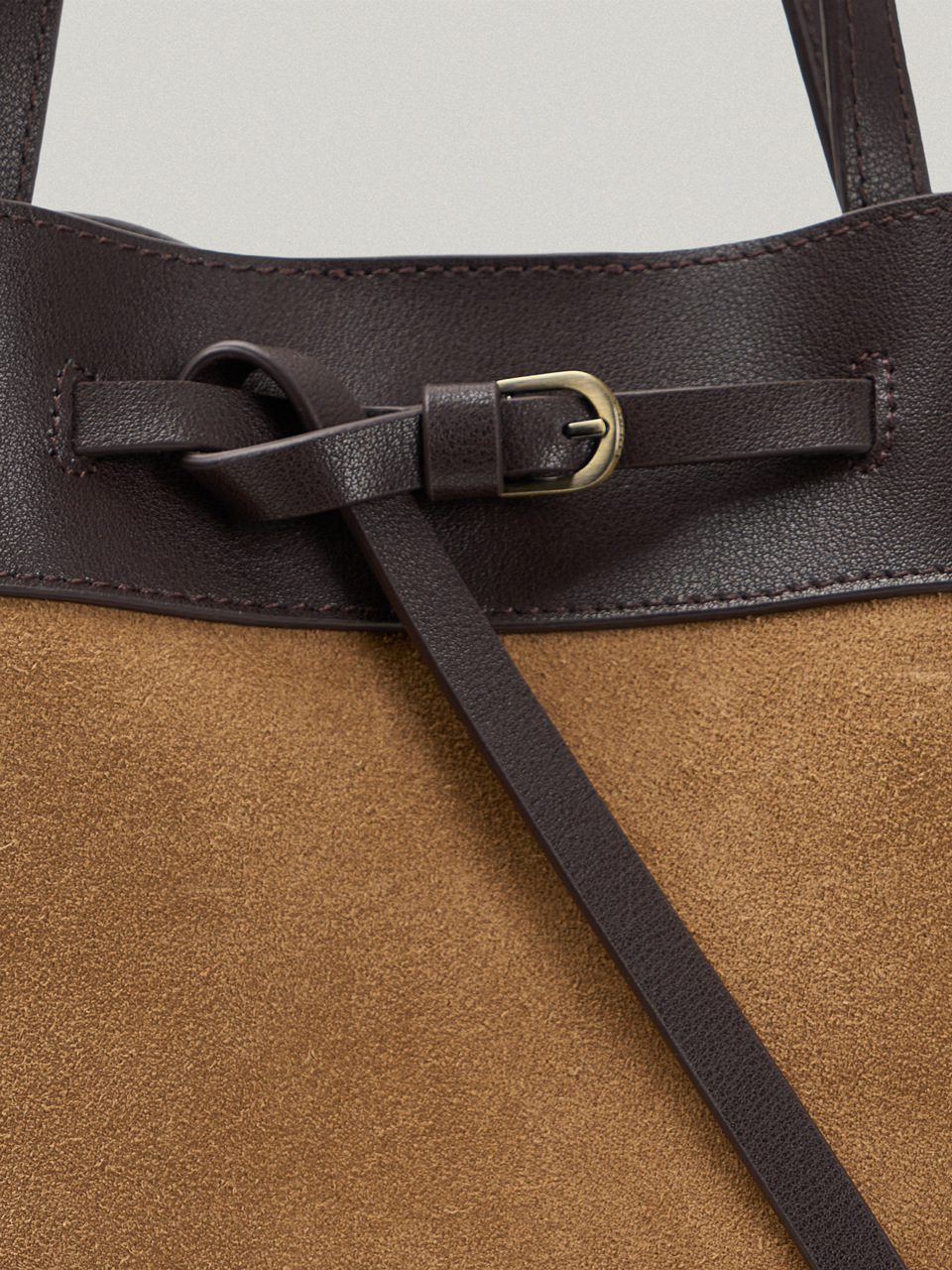 ANTHOS BAG-SUEDE (SAND BEIGE)