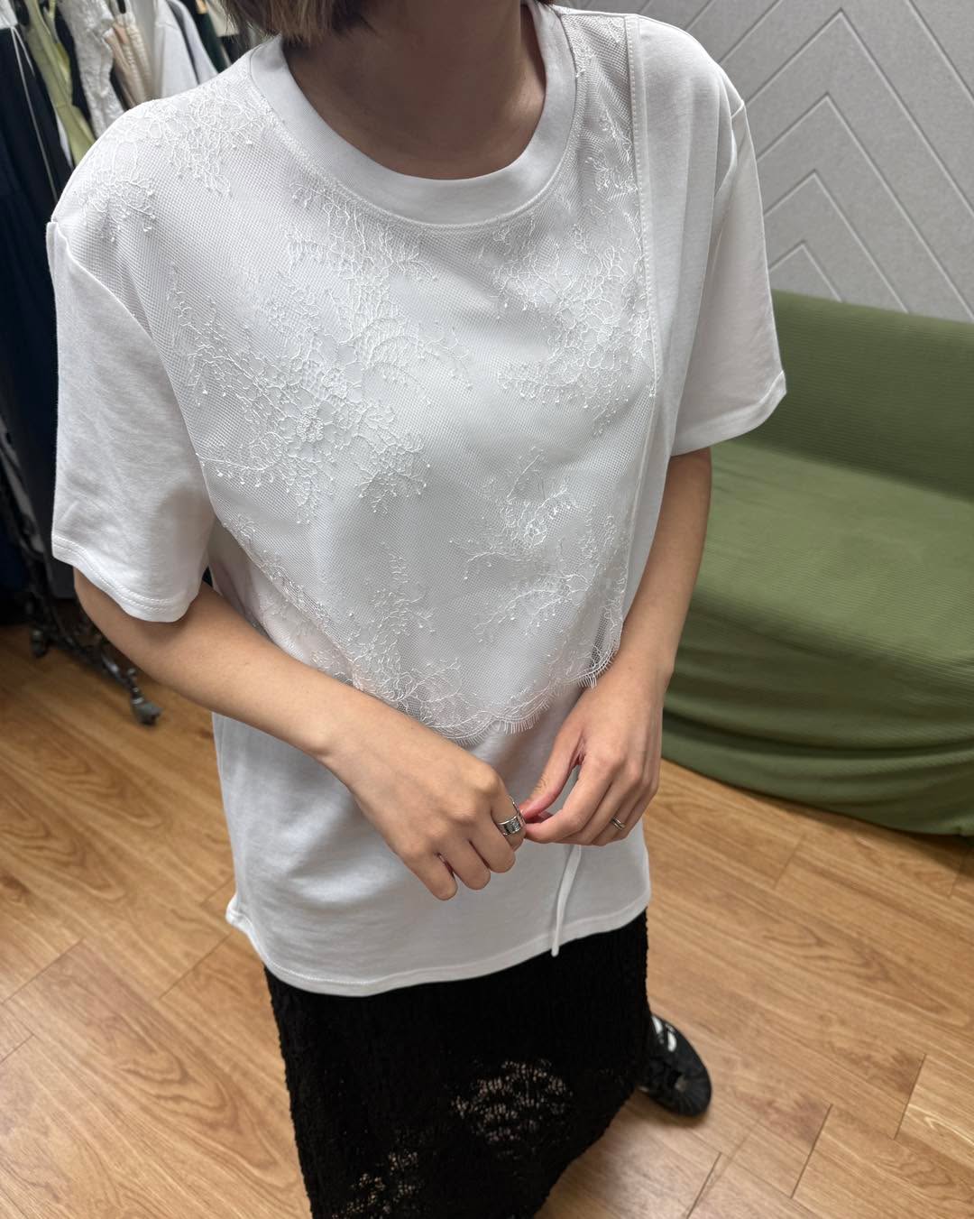 薄紗Lace拼接短袖tee