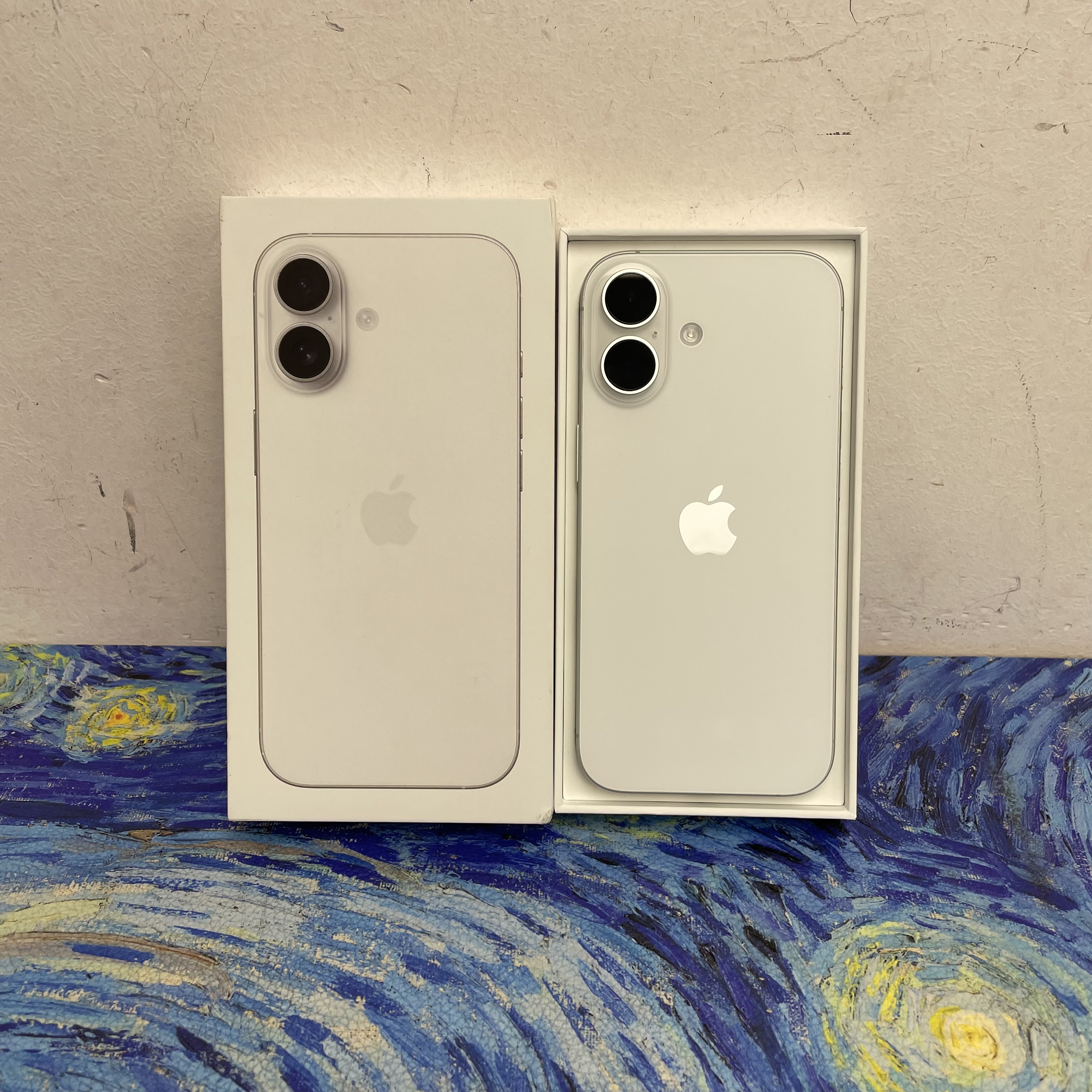 *5772 17 未使用品 256GB 電100 白色 white 