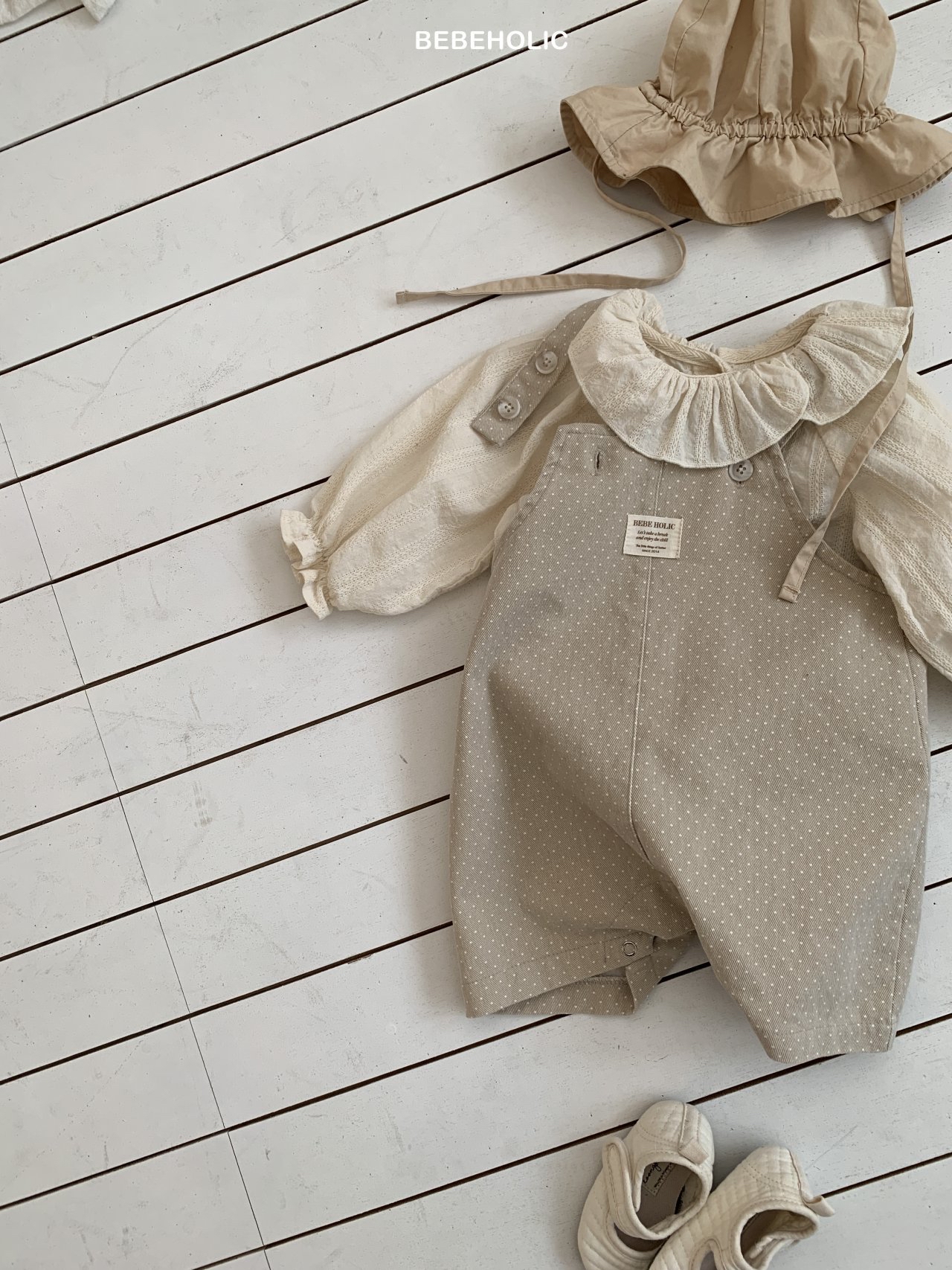 🌸預訂 韓國直送🌸🇰🇷BEBEHOLIC兩色兔耳造型波點吊帶連身褲