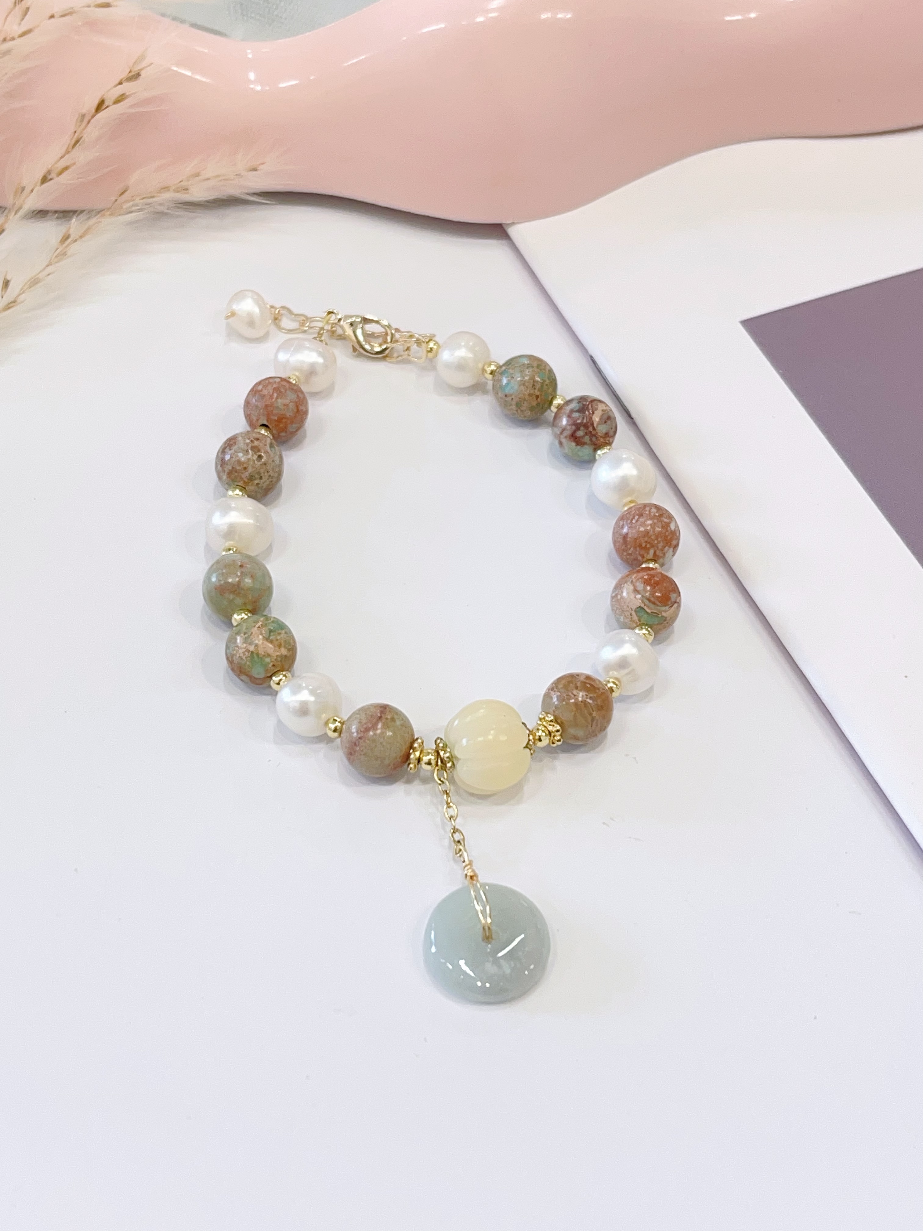 🤍✨ 寿山石 × 玉髓 × 平安扣手串 Shoushan Stone, Chalcedony & Peace Buckle | 8mm